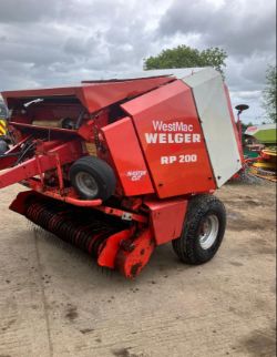 WELGER RP200 ROUND BALER WITH MASTER CUT SYSTEM