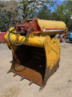 SCREENING BUCKET – 65MM PINS – SUIT 13 TON EXCAVATOR