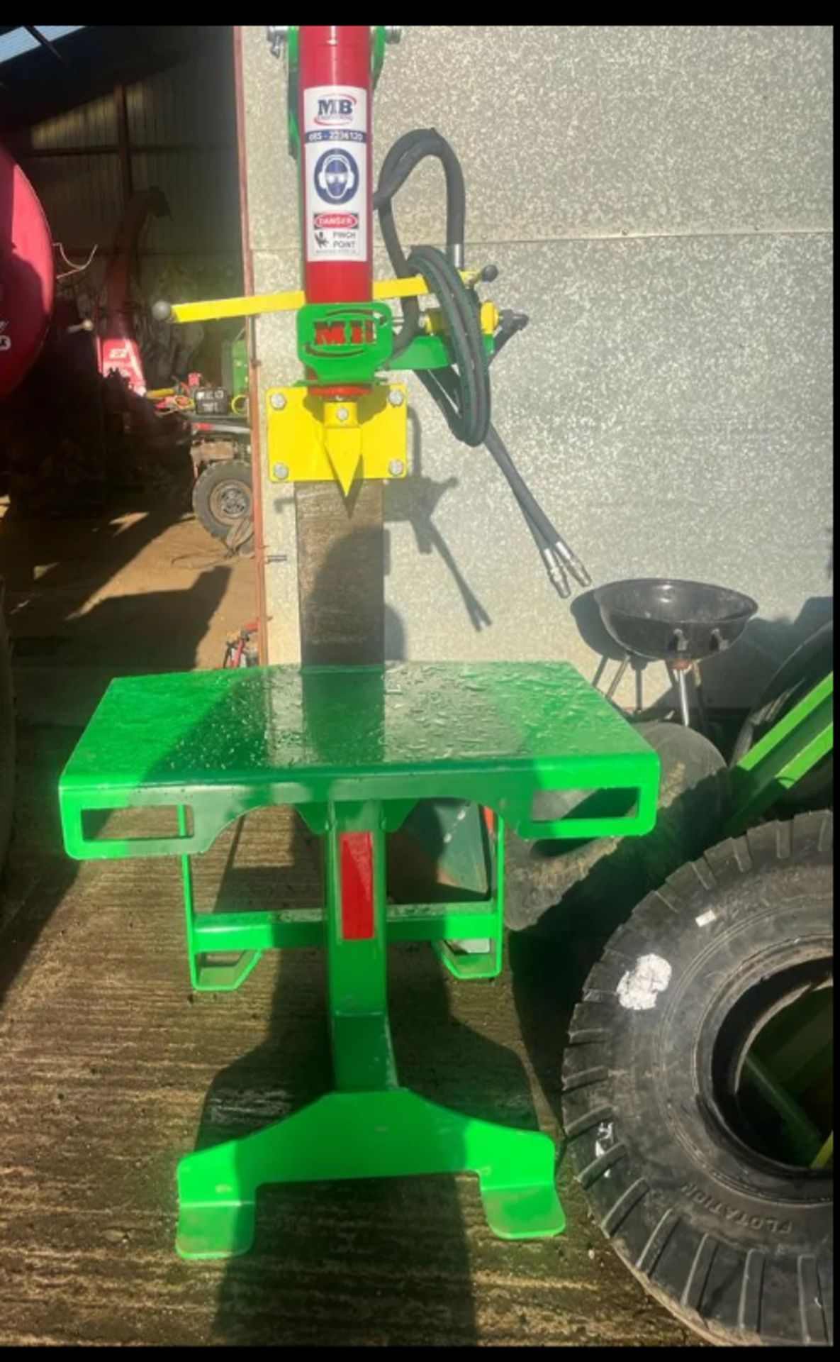 NEW LOG SPLITTER – 25 TON CAPACITY - Image 2 of 4