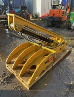 UNUSED HYDRAULIC THUMB GRAB - 80MM PINS, SUIT 20 TON EXCAVATOR