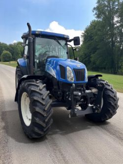 NEW HOLLAND TS125A TRACTOR - 2007 MODEL