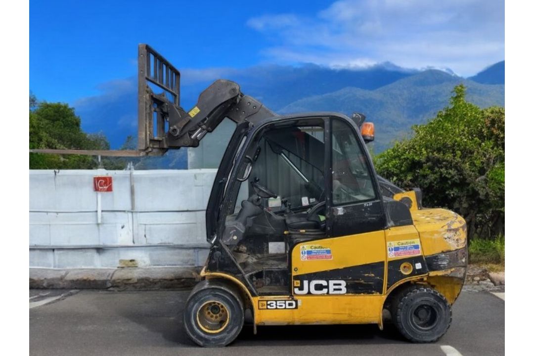 JCB TELETRUK TLT35D TELEHANDLER FORKLIFT (2011) - Image 4 of 10