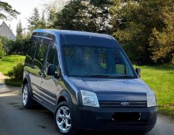 FORD TOURNEO CONNECT 1.8 TDCI T230 90 – 90K MILES >>--NO VAT ON HAMMER--<<