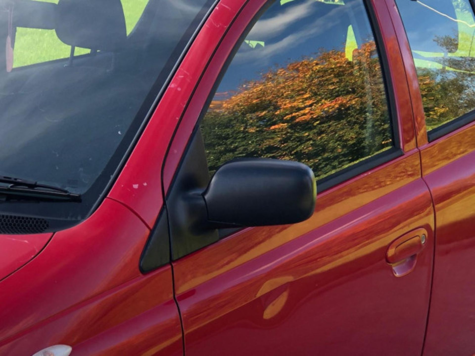 2003 TOYOTA YARIS 1.3 VVT-I T3 5DR >>--NO VAT ON HAMMER--<< - Image 15 of 23