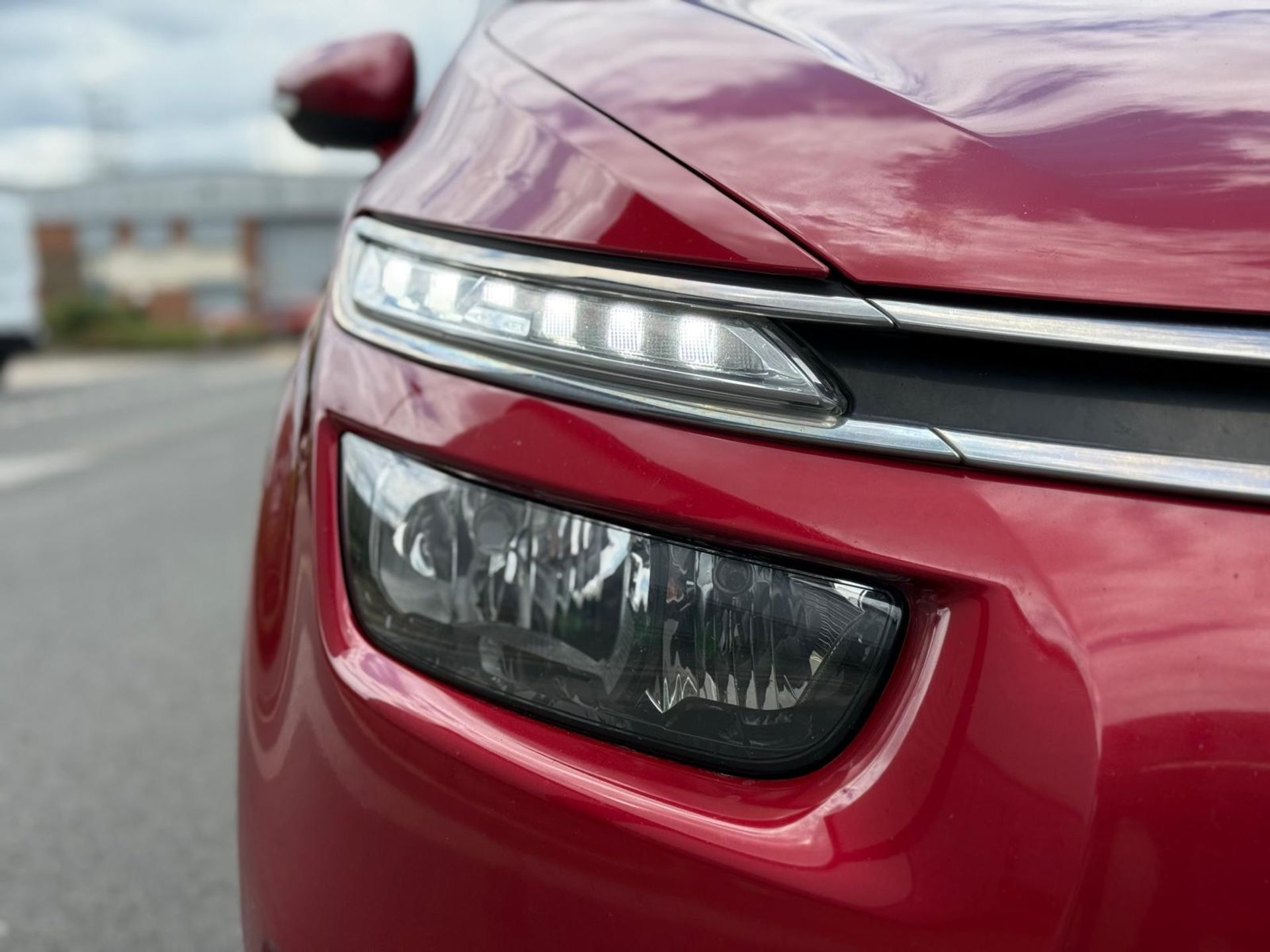 2016 CITROËN GRAND C4 PICASSO EXCLUSIVE+ 1.6 BLUEHDI– 96K MILES – RED >>--NO VAT ON HAMMER--<< - Image 20 of 39