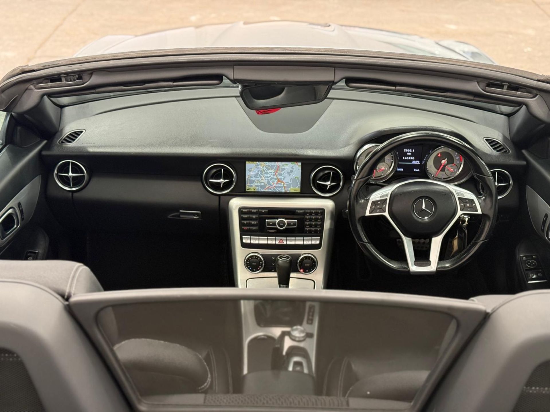 2012 MERCEDES-BENZ SLK200 BLUEEFFICIENCY AUTO – 1.8 PETROL– 147K MILES >>--NO VAT ON HAMMER--<< - Image 26 of 38