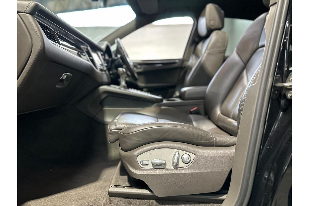 2015 PORSCHE MACAN S D S-A – 3.0 V6 DIESEL – SEMI-AUTO – 125K MILES >>--NO VAT ON HAMMER--<< - Image 28 of 31