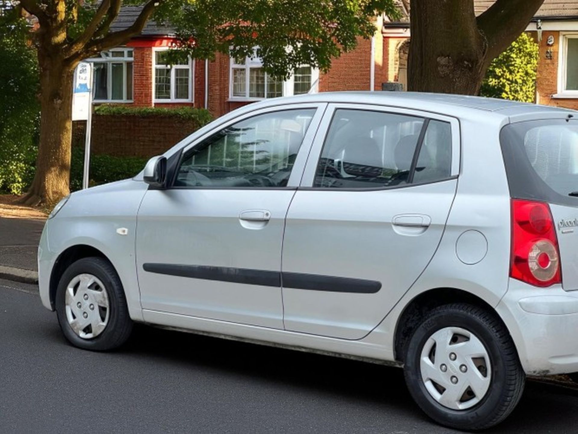 *(ONLY 51K MILEAGE)** 2010 KIA PICANTO 1.0 SPICE 5DR HATCHBACK – MANUAL PETROL>-NO VAT ON HAMMER-< - Image 10 of 37