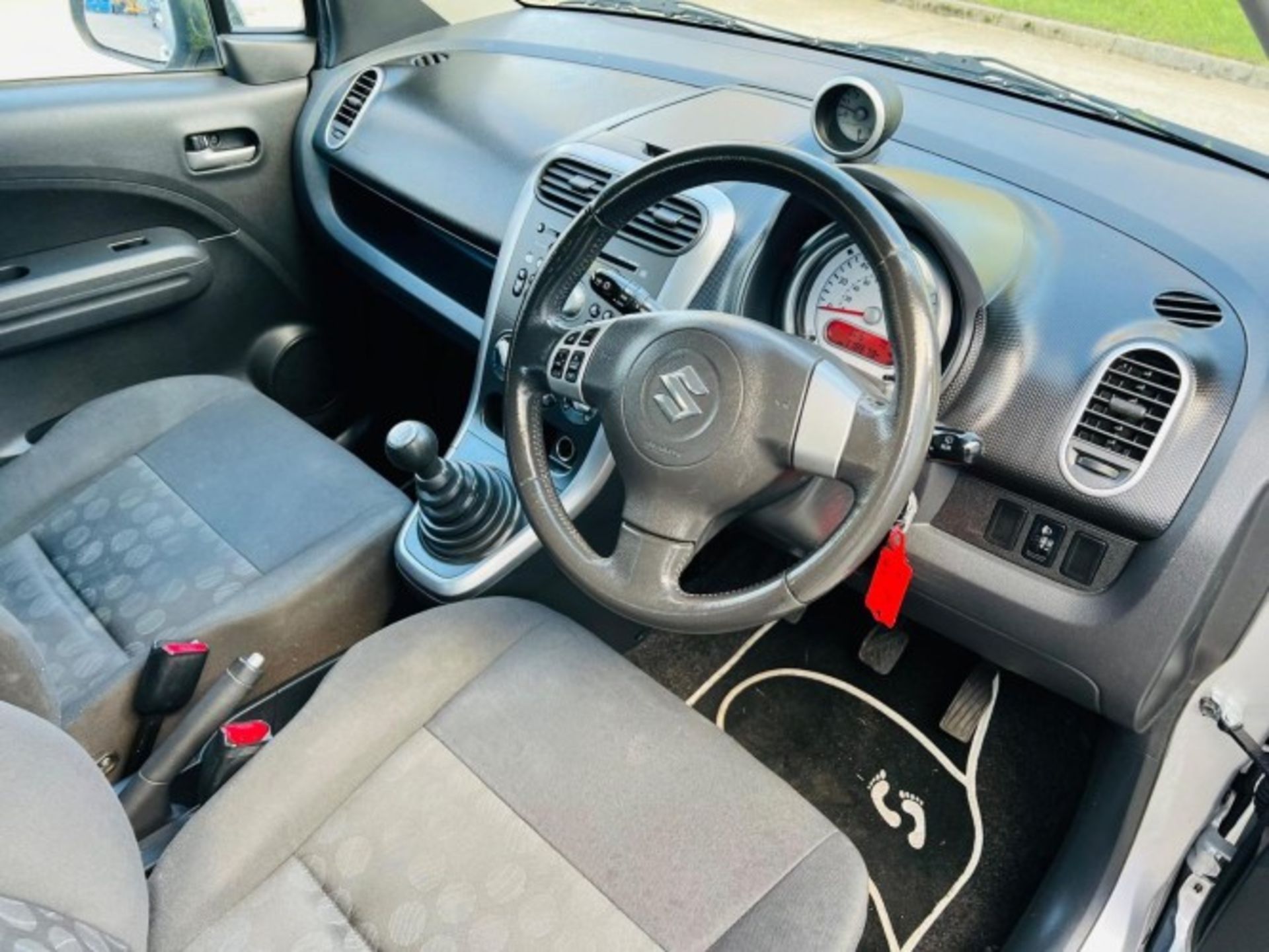2010 SUZUKI SPLASH 1.0 12V GLS – MANUAL >>--NO VAT ON HAMMER--<< - Image 15 of 24