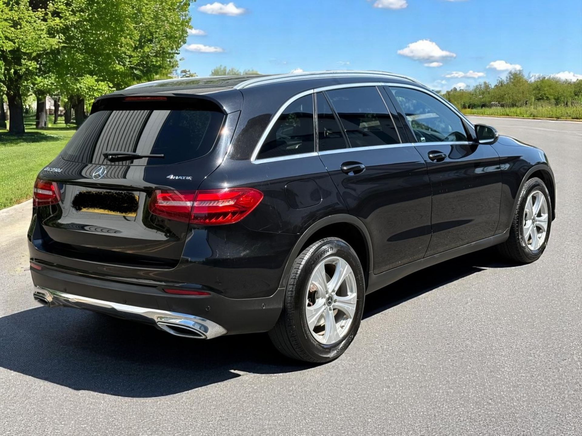 2017 MERCEDES-BENZ GLC 250 D 4MATIC SPORT AUTO >>--NO VAT ON HAMMER--<< - Image 7 of 27