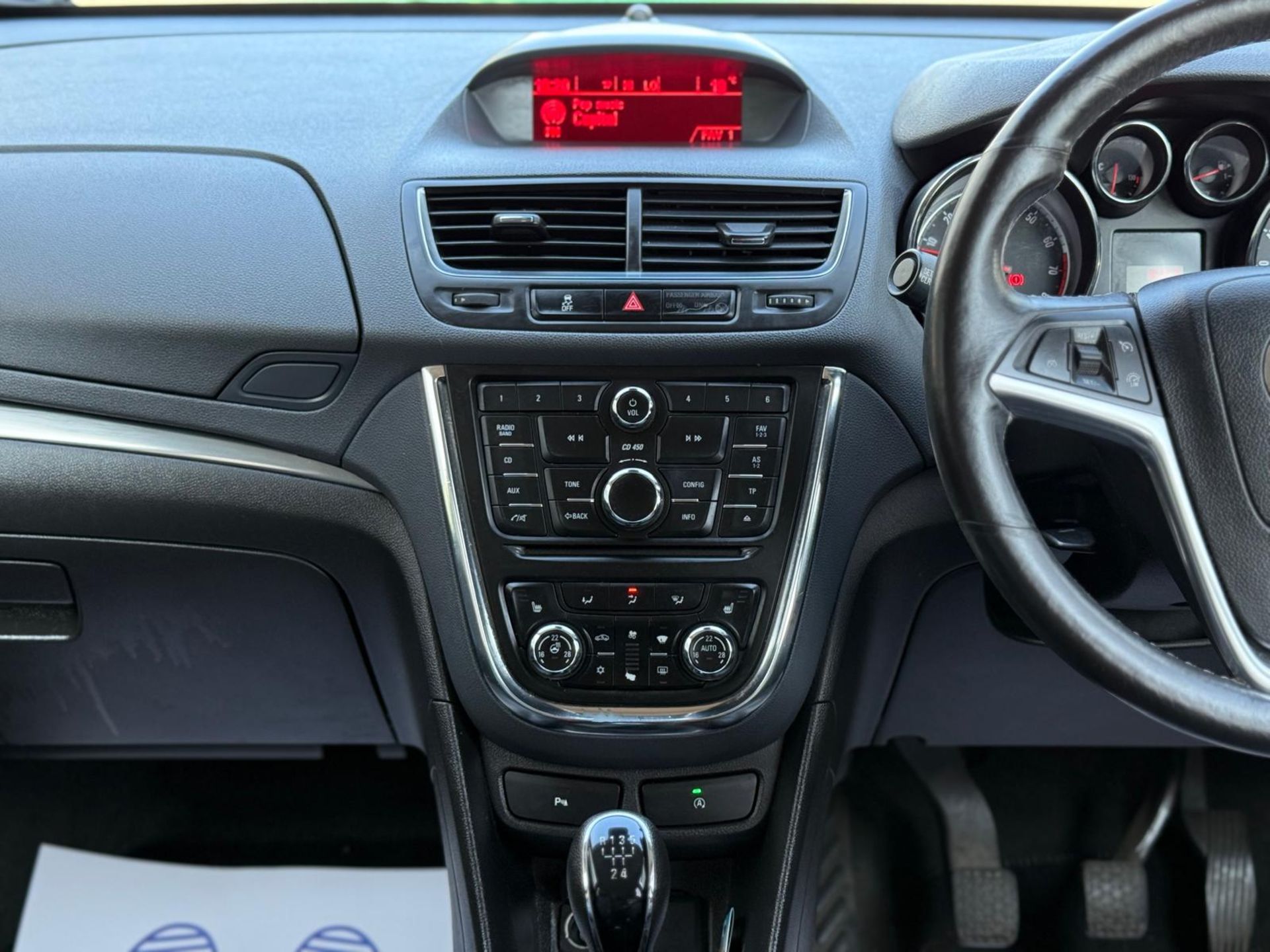 2015 VAUXHALL MOKKA SE 1.6 PETROL – 71K – LEATHER – PARKING SENSORS >>--NO VAT ON HAMMER--<< - Image 34 of 40