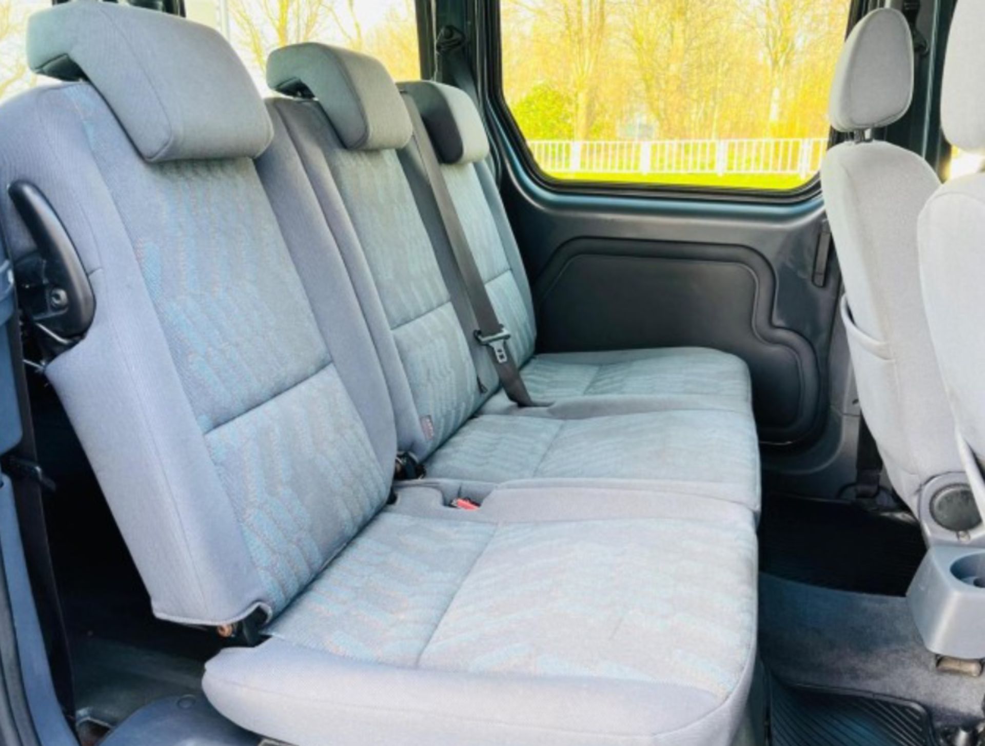 FORD TOURNEO CONNECT 1.8 TDCI T230 90 – 90K MILES >>--NO VAT ON HAMMER--<< - Image 16 of 27
