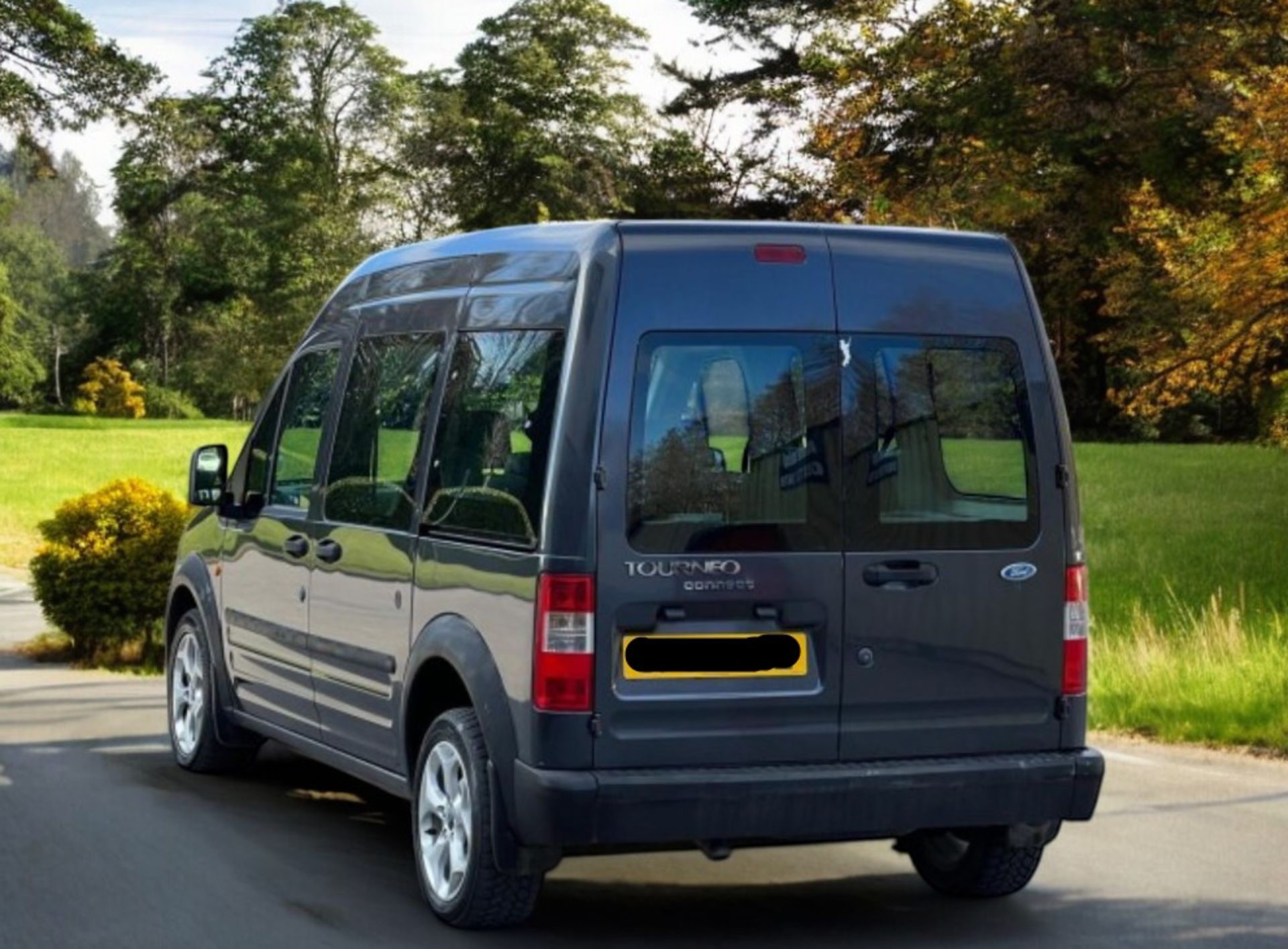 FORD TOURNEO CONNECT 1.8 TDCI T230 90 – 90K MILES >>--NO VAT ON HAMMER--<< - Image 5 of 27