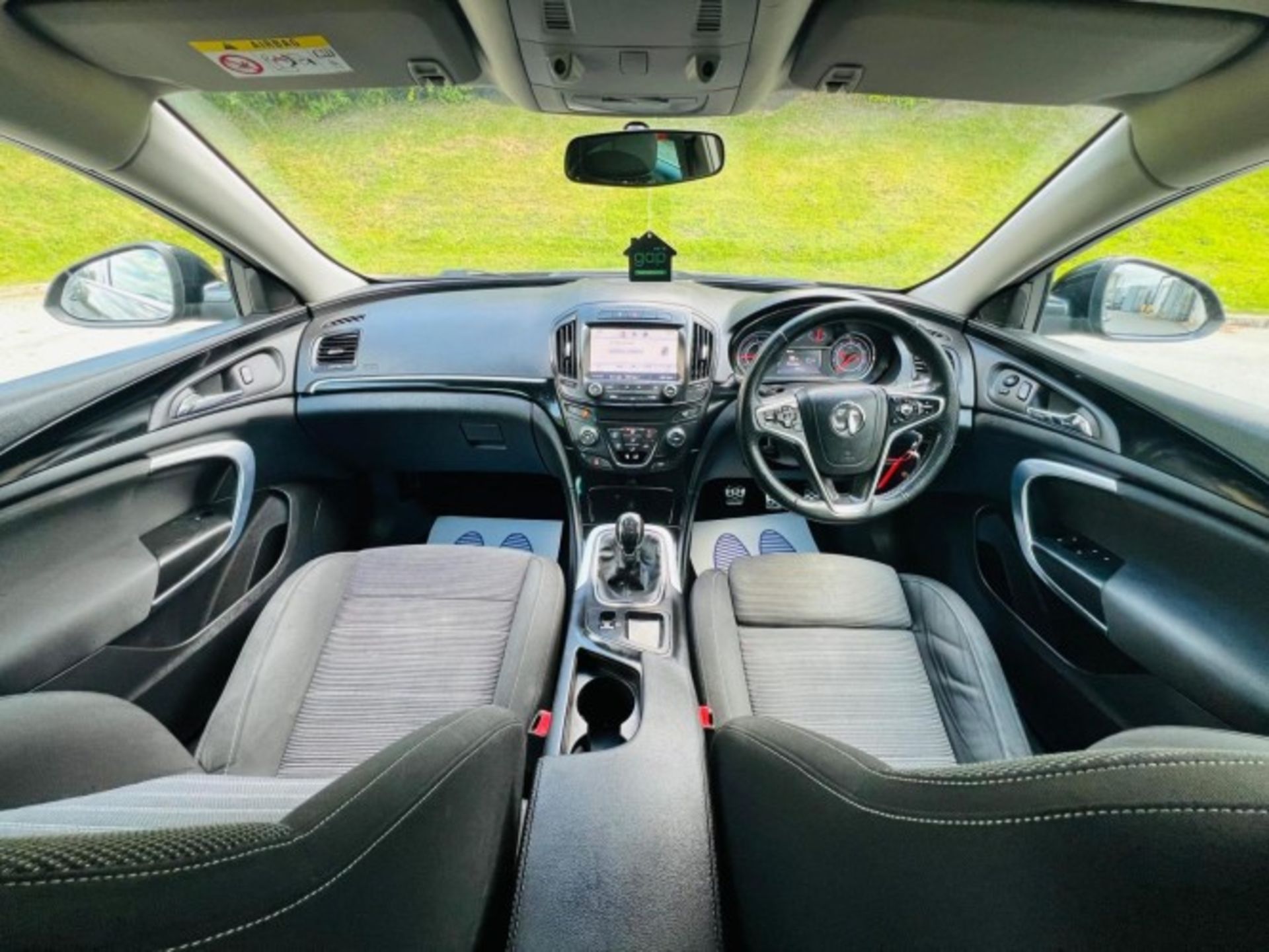 VAUXHALL INSIGNIA 2.0 CDTI ECOFLEX SRI NAV (S/S) 5DR >>--NO VAT ON HAMMER--<< - Image 11 of 23