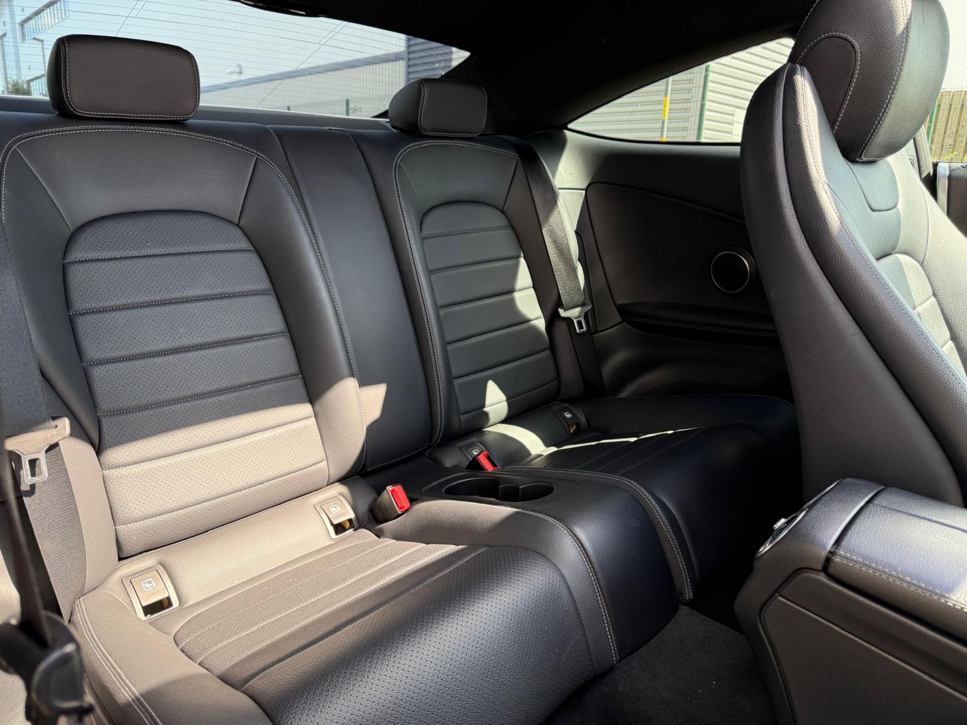 2016 MERCEDES-BENZ C250D AMG LINE PREMIUM AUTO – 2.1 DIESEL - 94K MILES >>--NO VAT ON HAMMER--<< - Image 26 of 38