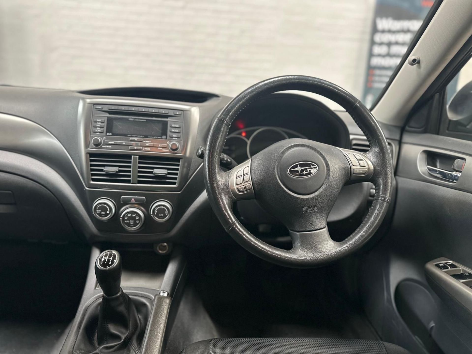 2010 SUBARU IMPREZA WRX – 2.5L PETROL – MANUAL – 5 DOOR HATCHBACK >>--NO VAT ON HAMMER--<< - Image 26 of 29