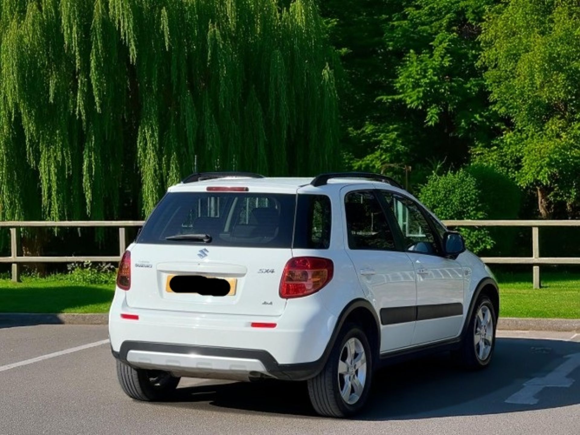 2011 SUZUKI SX4 1.6 SZ5 4GRIP 5DR – 114,414 MILES >>--NO VAT ON HAMMER--<< - Image 8 of 27