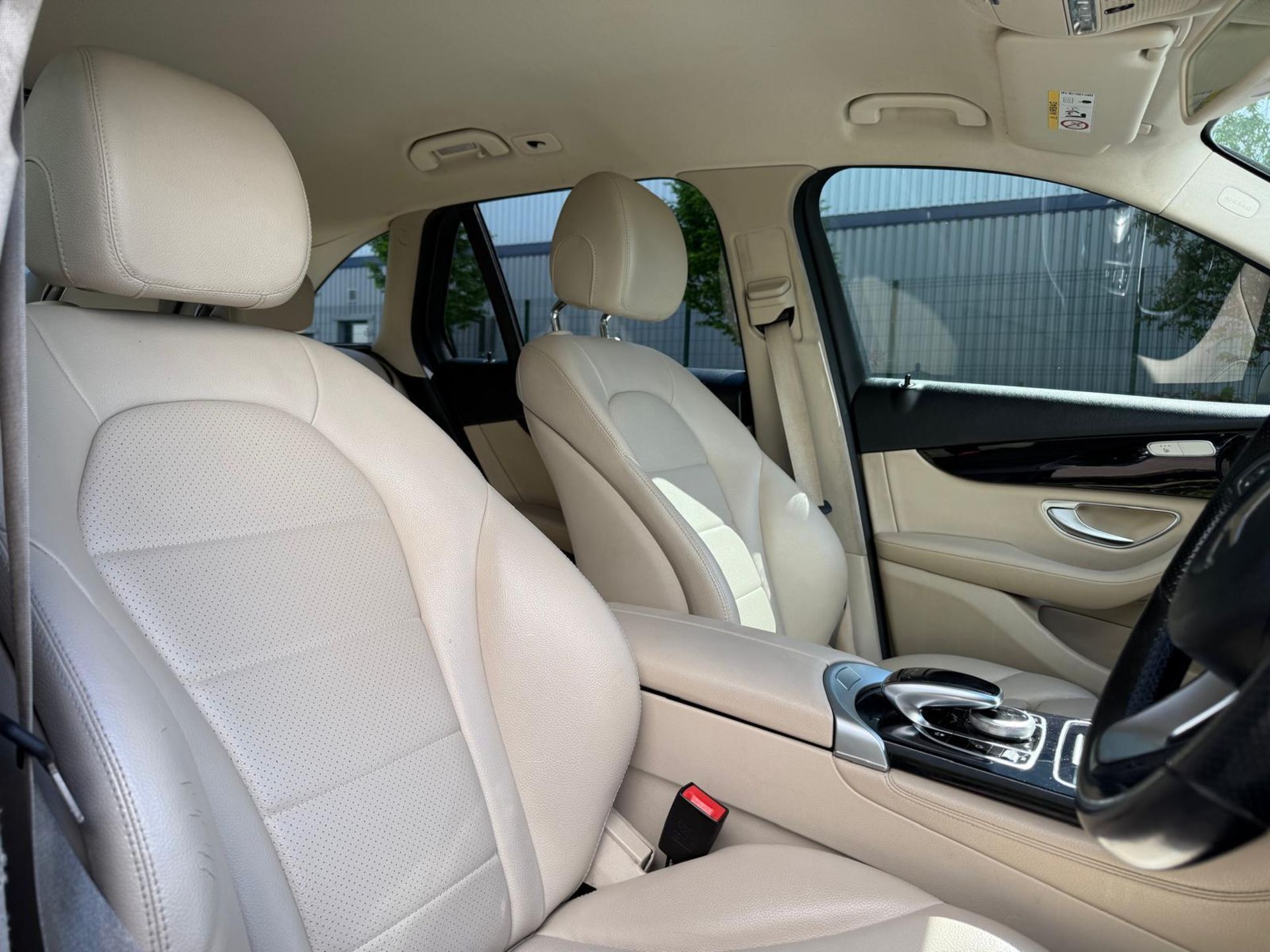 2016 MERCEDES-BENZ GLC 250D 4MATIC SE EXECUTIVE AUTO – EURO 6 – 138K MILES >>--NO VAT ON HAMMER--<< - Image 28 of 35
