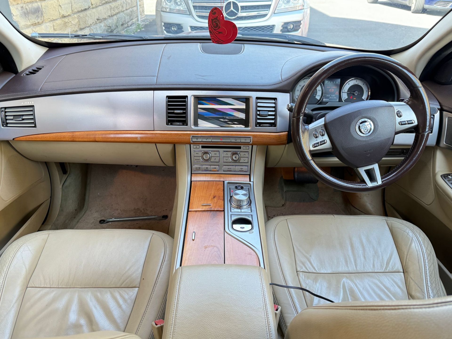 2008 JAGUAR XF LUXURY D V6 AUTO – 2.7 DIESEL – AUTOMATIC – RED >>--NO VAT ON HAMMER--<< - Image 15 of 16