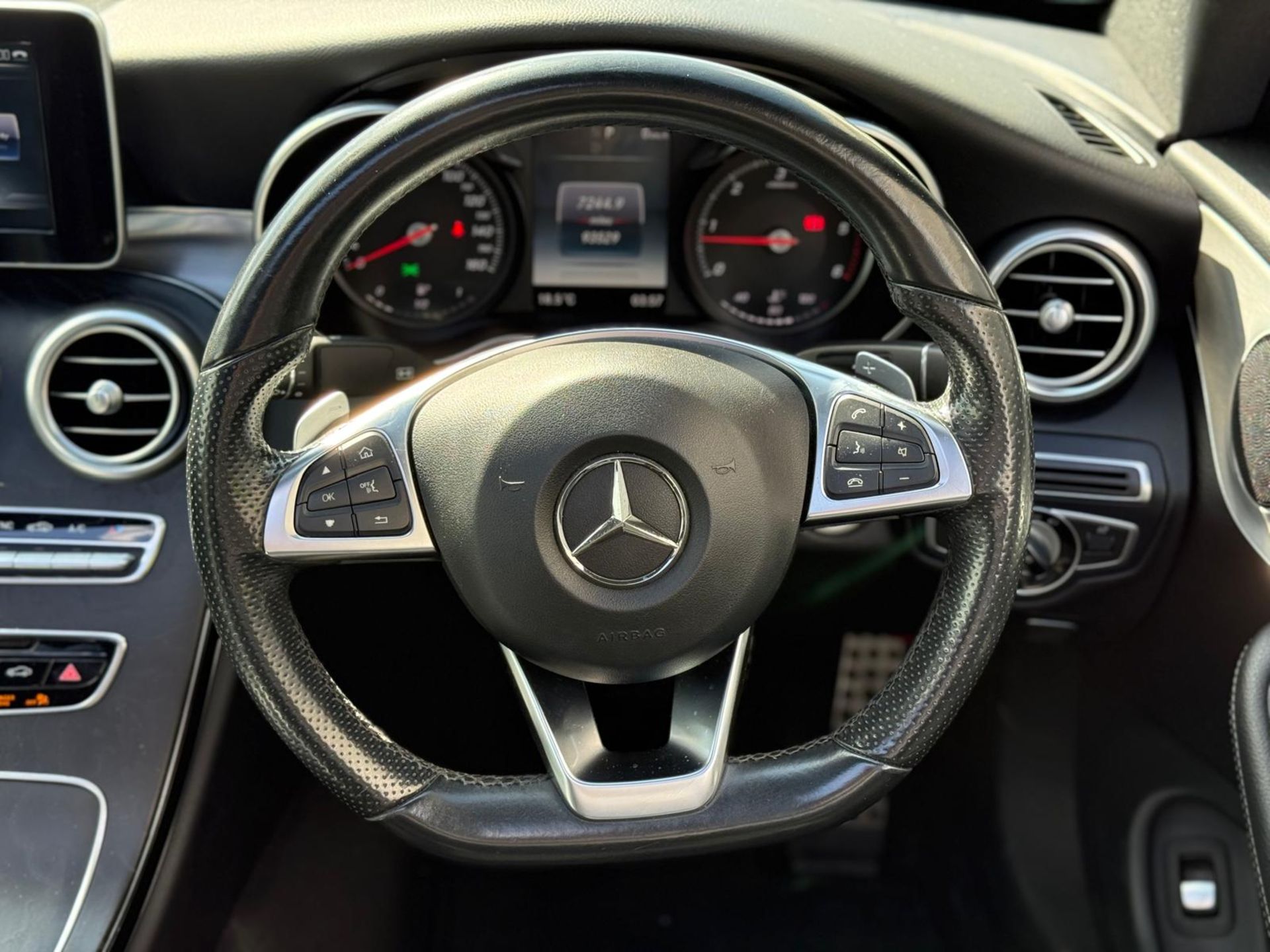 2016 MERCEDES-BENZ C250D AMG LINE PREMIUM AUTO – 2.1 DIESEL - 94K MILES >>--NO VAT ON HAMMER--<< - Image 24 of 38