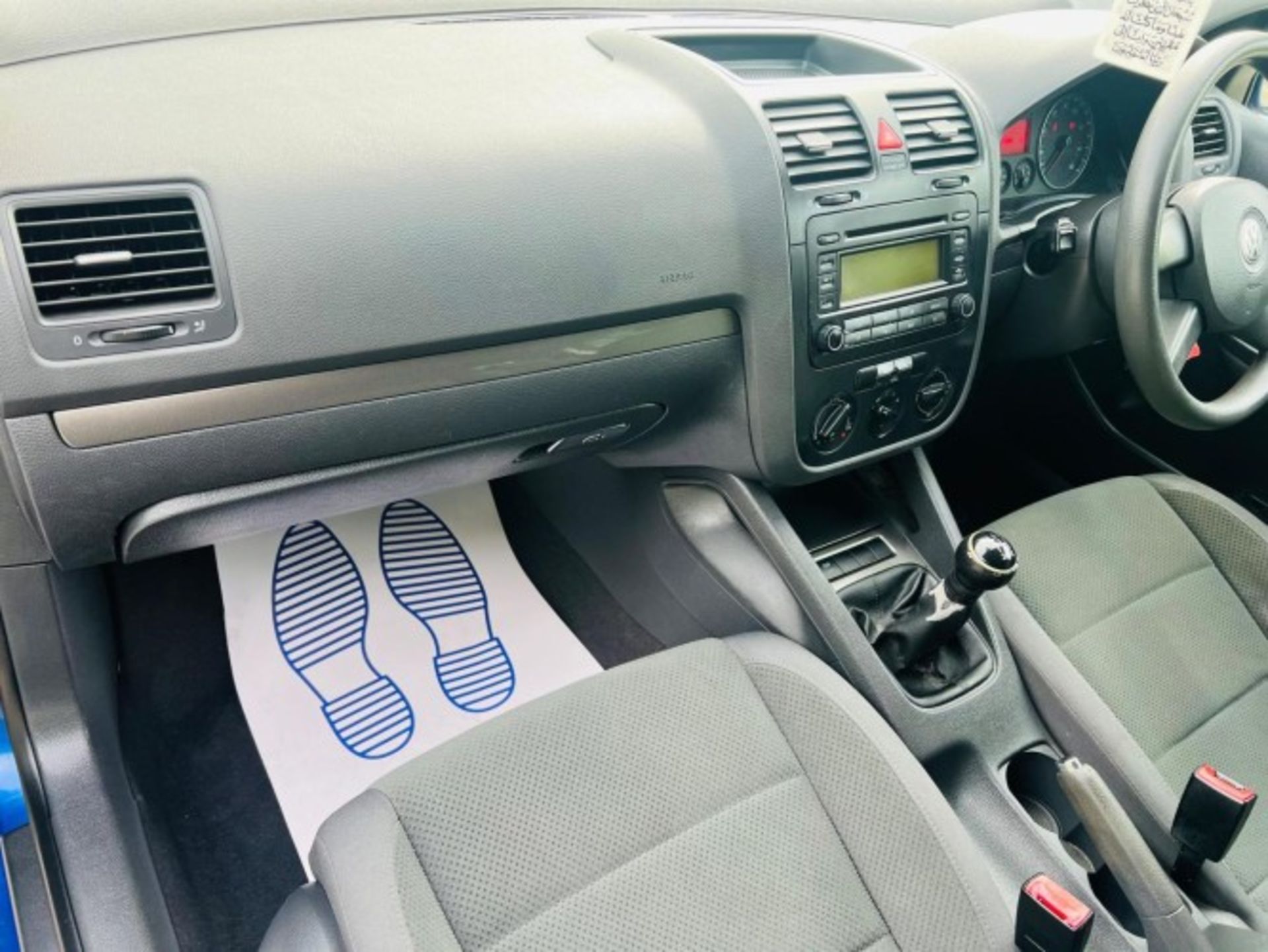 2004 VOLKSWAGEN GOLF 1.6 FSI SE 5DR – ULEZ COMPLIANT – PETROL >>--NO VAT ON HAMMER--<< - Image 24 of 27