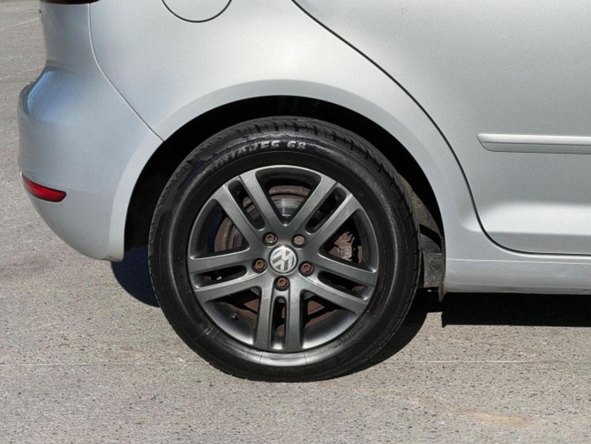 2011 VOLKSWAGEN GOLF PLUS 1.6 TDI SE EURO 5 – MANUAL >>--NO VAT ON HAMMER--<< - Image 14 of 32