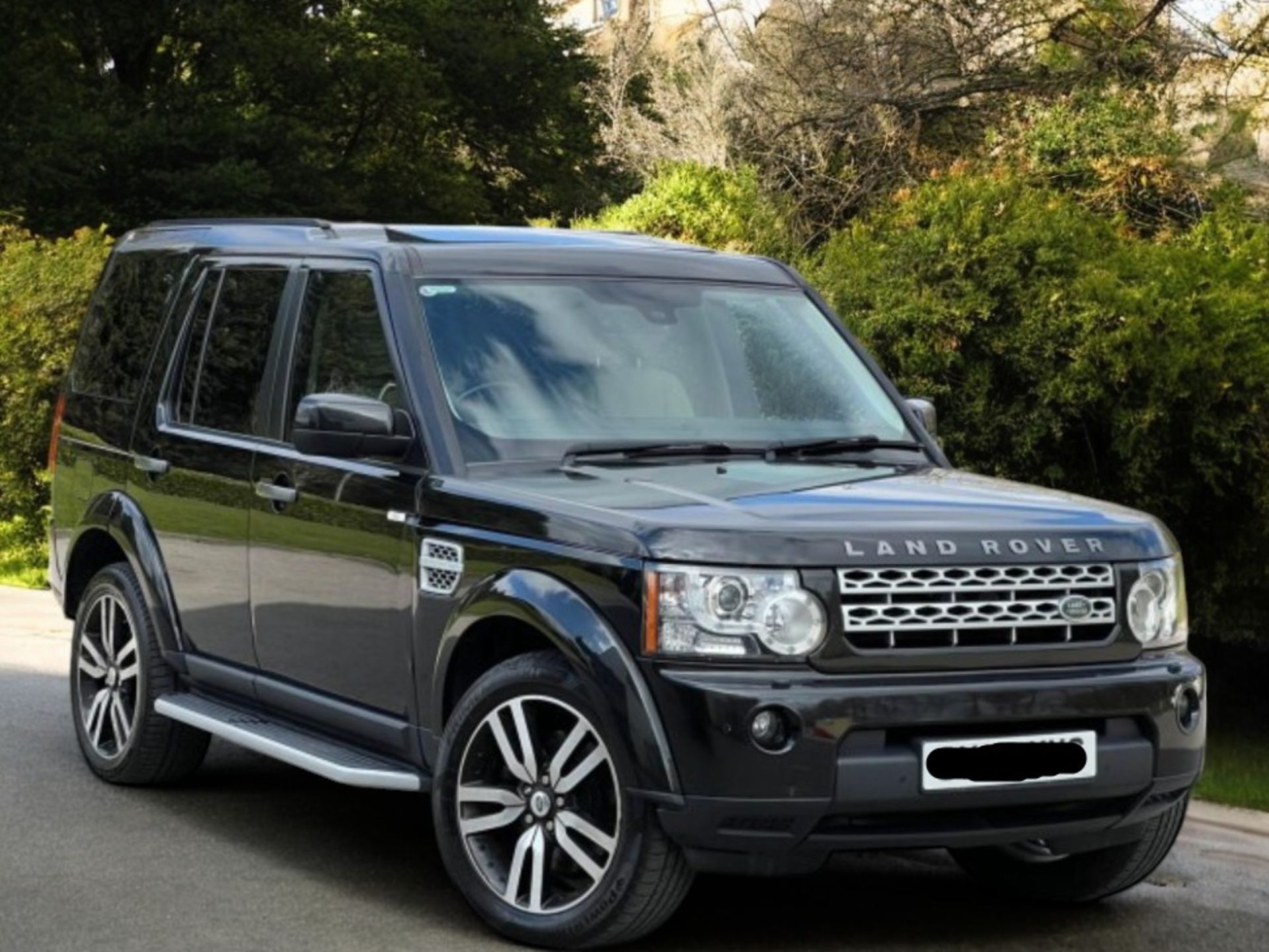 LAND ROVER DISCOVERY 4 3.0 SD V6 HSE AUTO 4WD EURO 5 5DR – 123K MILES >>--NO VAT ON HAMMER--<< - Image 3 of 25