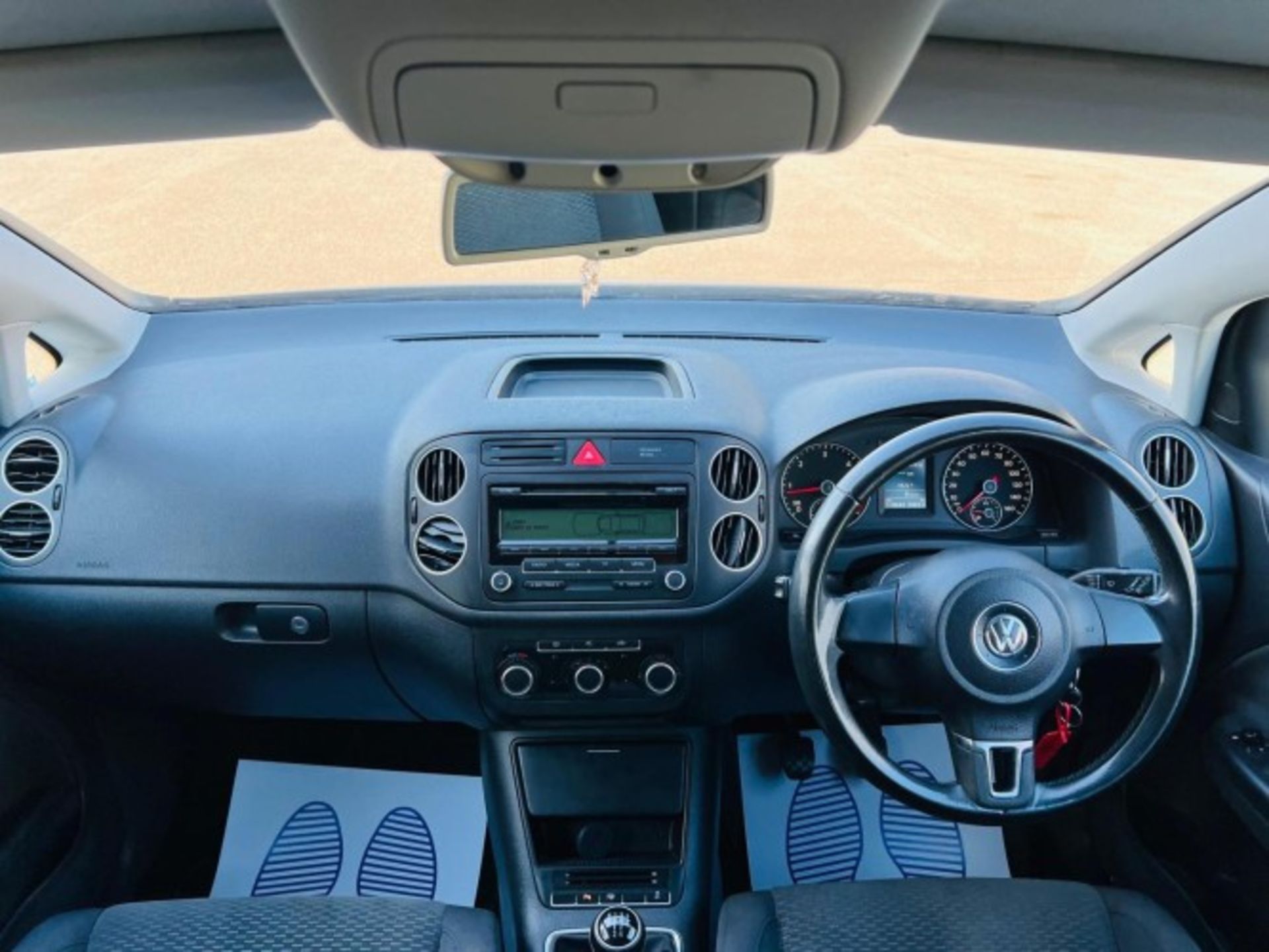 2011 VOLKSWAGEN GOLF PLUS 1.6 TDI SE EURO 5 – MANUAL >>--NO VAT ON HAMMER--<< - Image 23 of 32