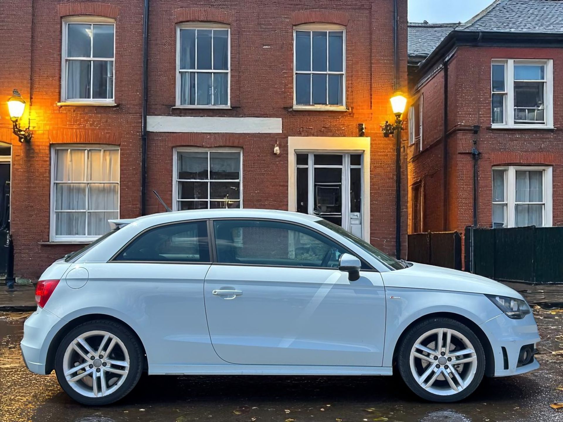 2010 AUDI A1 S LINE TDI – 1.6 DIESEL – MANUAL – 120K MILES >>--NO VAT ON HAMMER--<< - Image 6 of 19