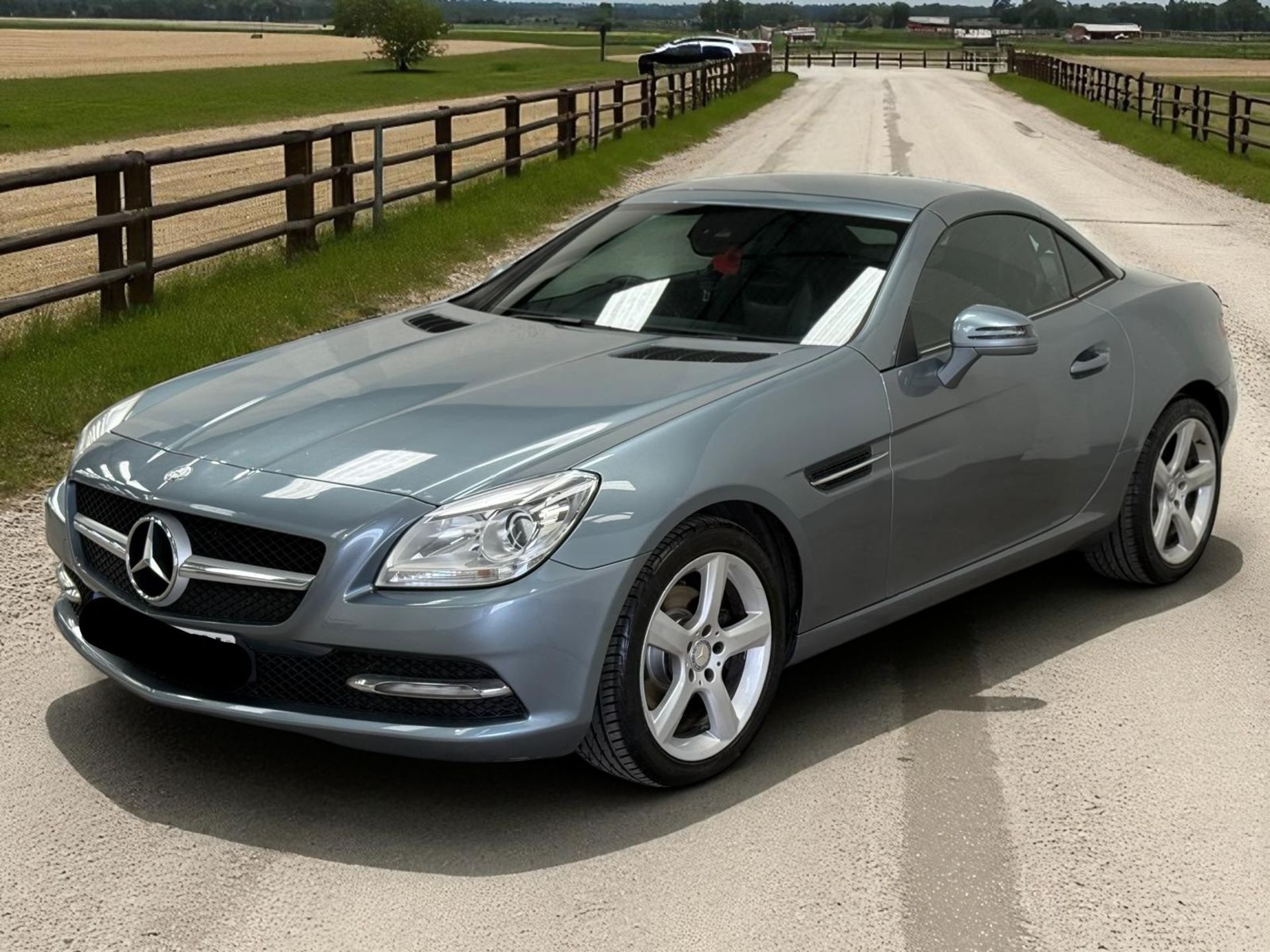 2012 MERCEDES-BENZ SLK200 BLUEEFFICIENCY AUTO – 1.8 PETROL– 147K MILES >>--NO VAT ON HAMMER--<< - Image 3 of 38