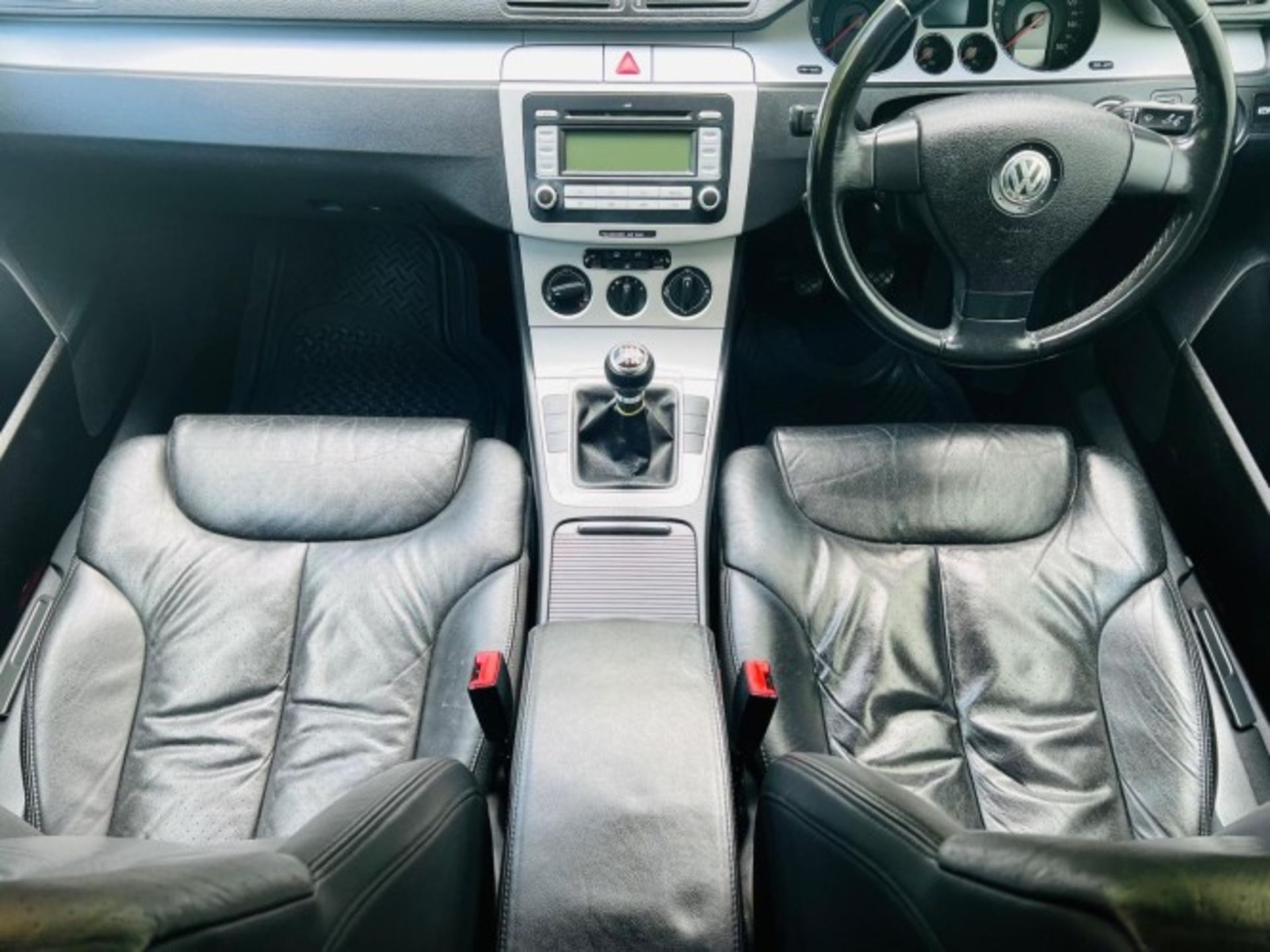 2008 VOLKSWAGEN PASSAT 2.0 TDI SE – MANUAL>>--NO VAT ON HAMMER--<< - Image 33 of 36