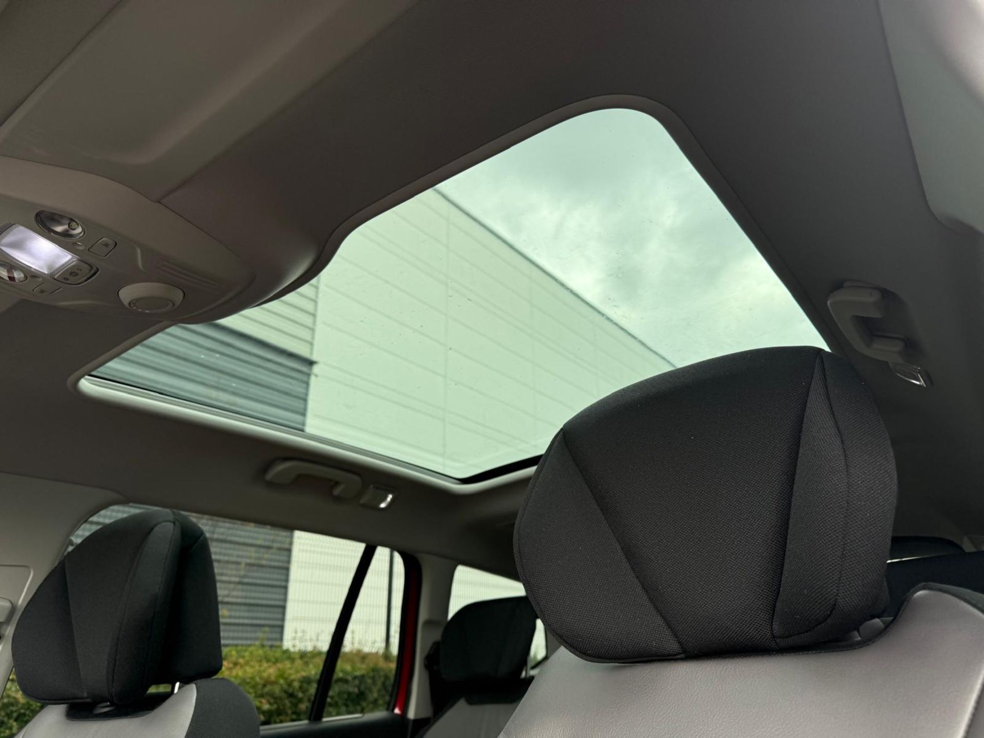 2016 CITROËN GRAND C4 PICASSO EXCLUSIVE+ 1.6 BLUEHDI– 96K MILES – RED >>--NO VAT ON HAMMER--<< - Image 25 of 39