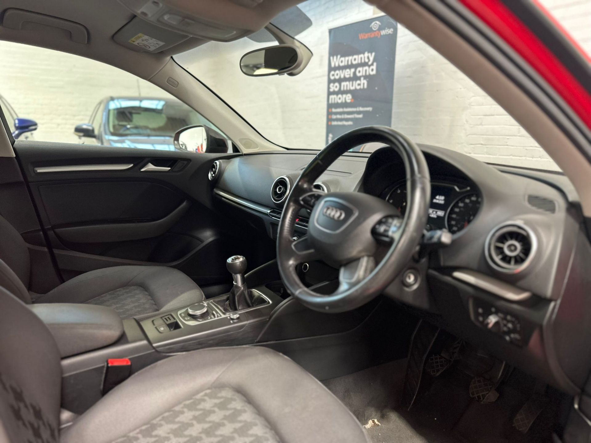 2015 AUDI A3 SE TECHNIK TDI – 1.6L DIESEL – MANUAL – SPORTBACK >>--NO VAT ON HAMMER--<< - Image 21 of 22