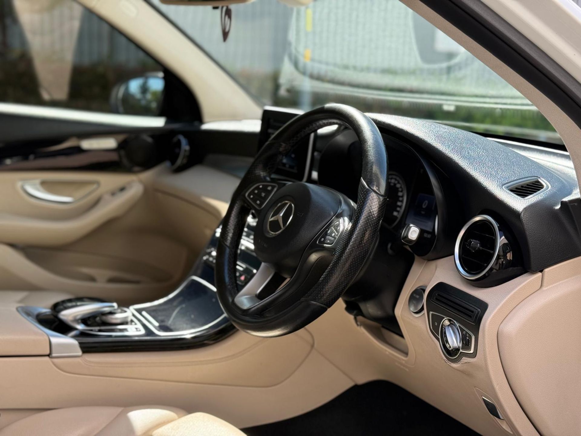 2016 MERCEDES-BENZ GLC 250D 4MATIC SE EXECUTIVE AUTO – EURO 6 – 138K MILES >>--NO VAT ON HAMMER--<< - Image 19 of 35