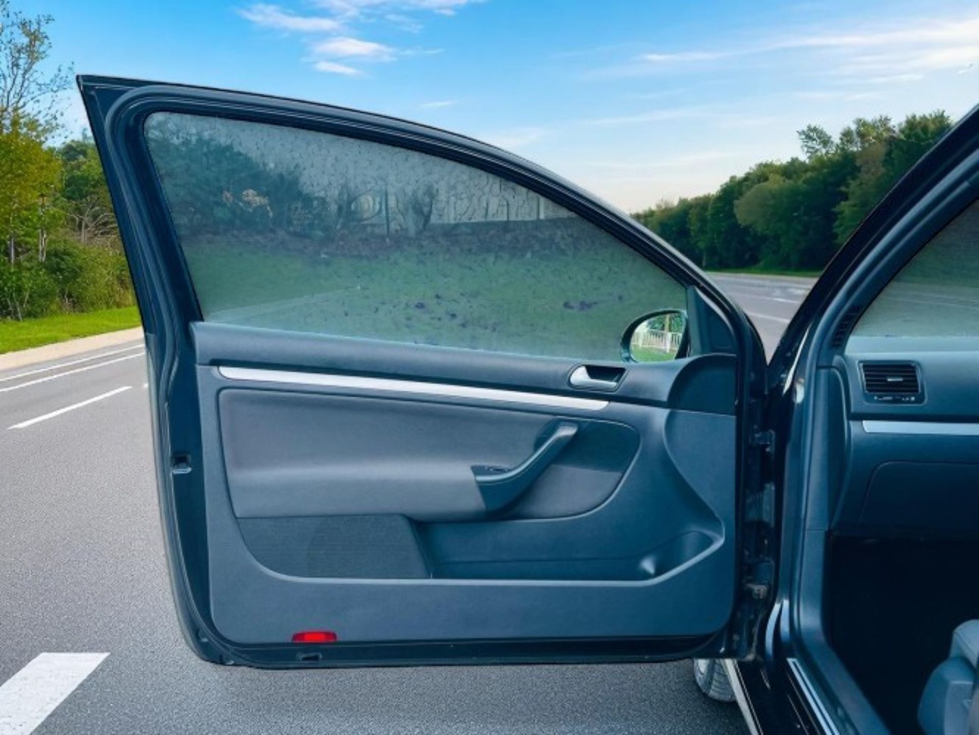 2007-57 VOLKSWAGEN GOLF 2.0 TFSI GTI 3DR – ULEZ COMPLIANT >>--NO VAT ON HAMMER--<< - Image 8 of 32