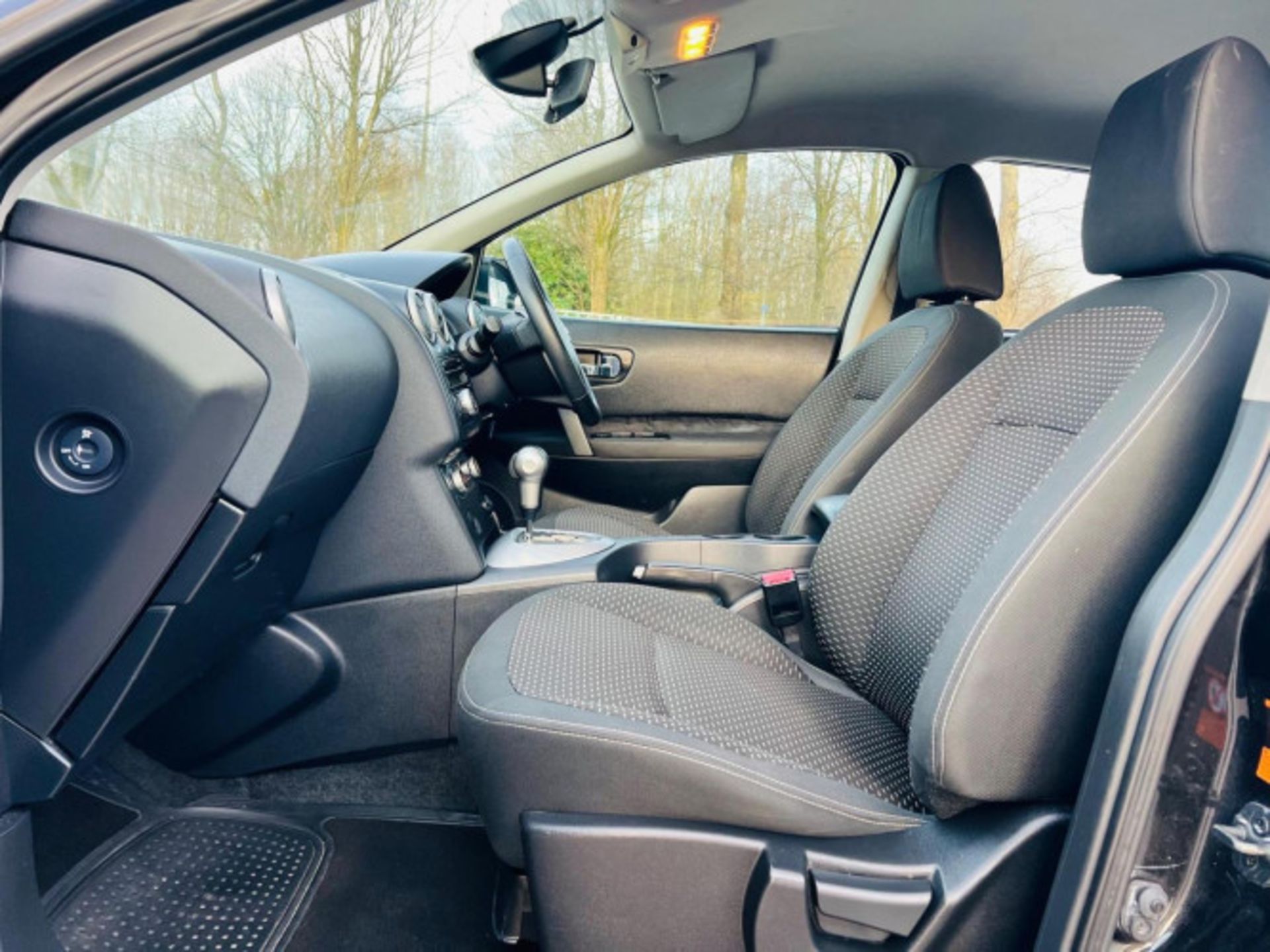 2008 NISSAN QASHQAI 2.0 ACENTA CVT – BLACK, 5 DOOR SUV >>--NO VAT ON HAMMER--<< - Image 22 of 30