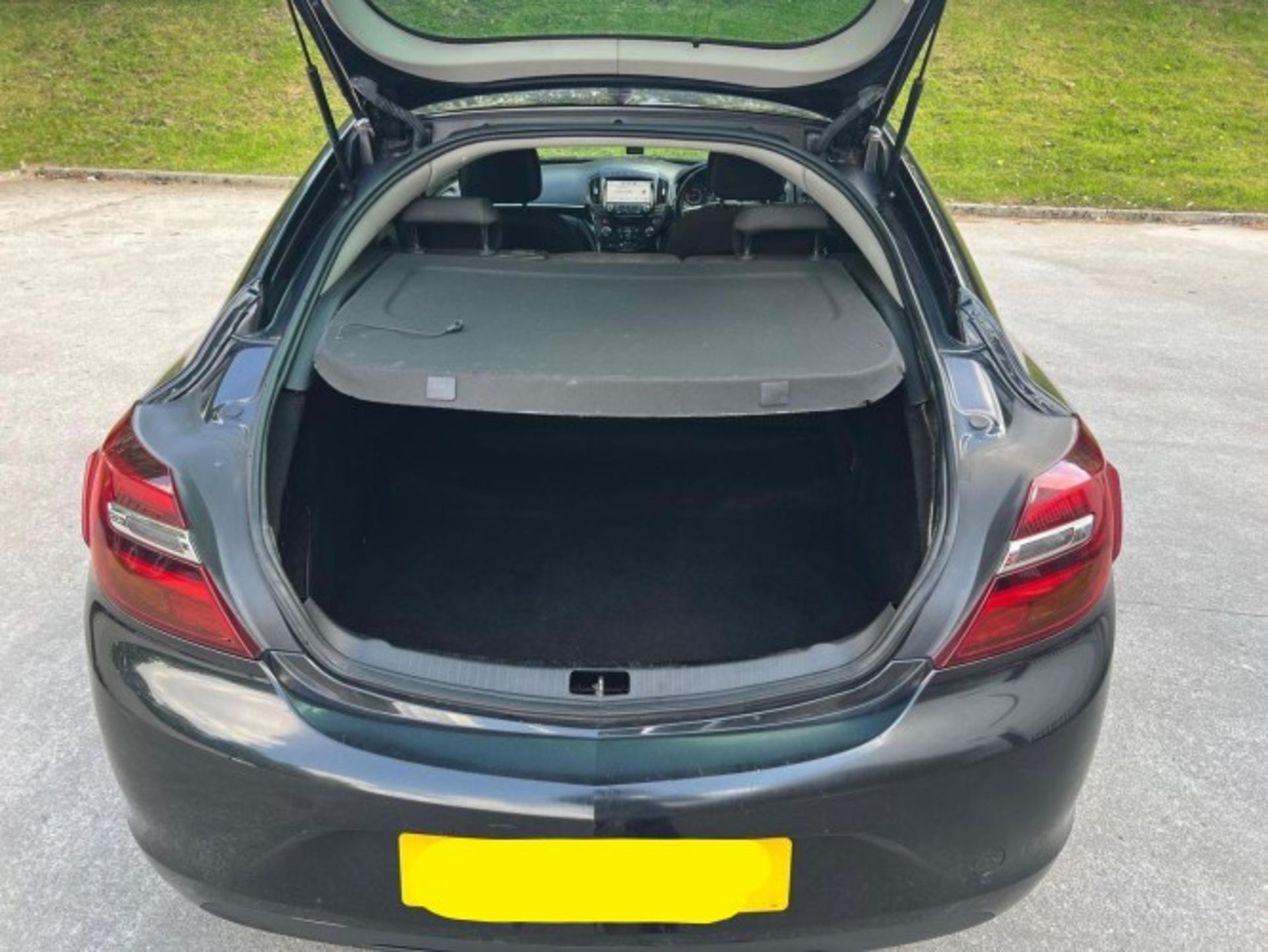 VAUXHALL INSIGNIA 2.0 CDTI ECOFLEX SRI NAV (S/S) 5DR >>--NO VAT ON HAMMER--<< - Image 22 of 23