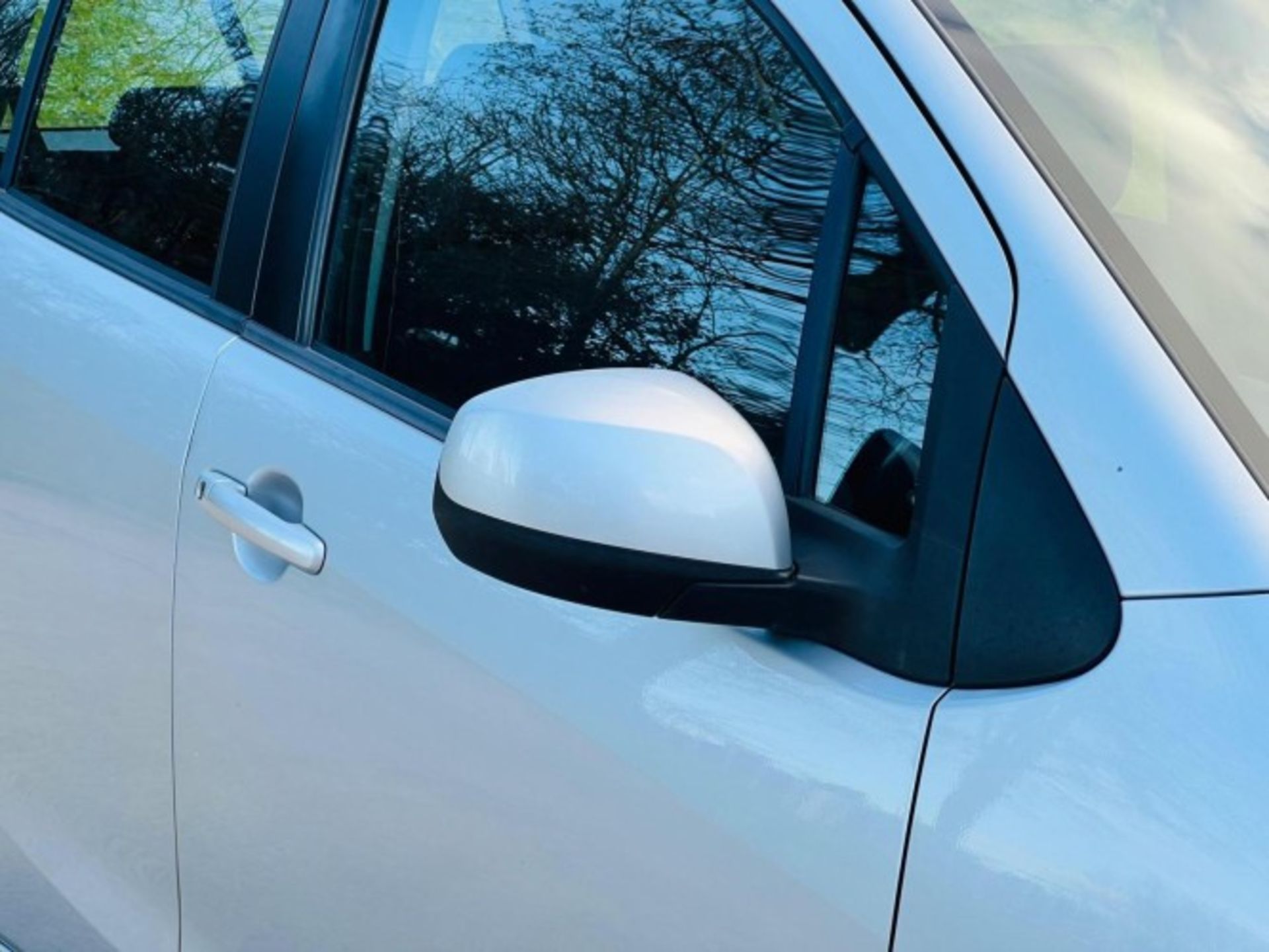 2010 SUZUKI SPLASH 1.0 12V GLS – MANUAL >>--NO VAT ON HAMMER--<< - Image 22 of 24
