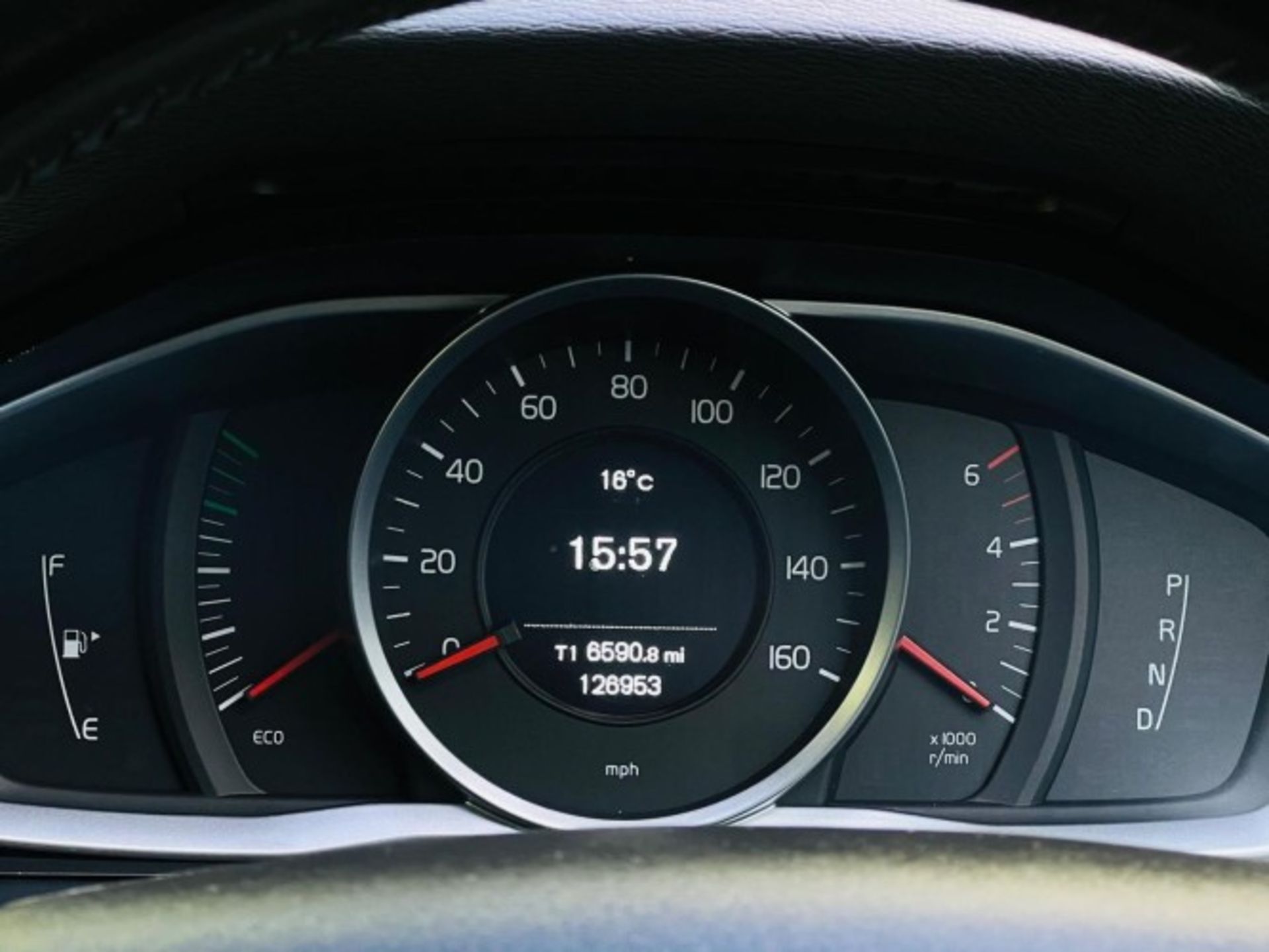 2013 VOLVO V60 1.6 D2 BUSINESS EDITION POWERSHIFT – AUTOMATIC >>--NO VAT ON HAMMER--<< - Image 28 of 29