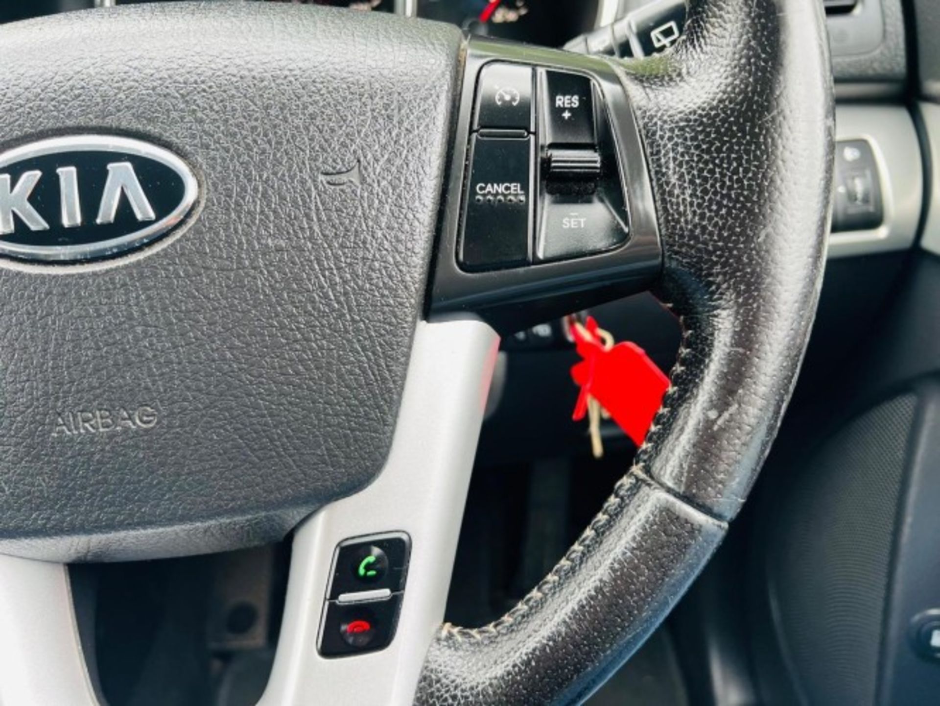 2012 KIA SORENTO 2.2 CRDI KX-2 AUTO AWD – 7 SEATER SUV – AUTOMATIC >>--NO VAT ON HAMMER--<< - Image 26 of 43