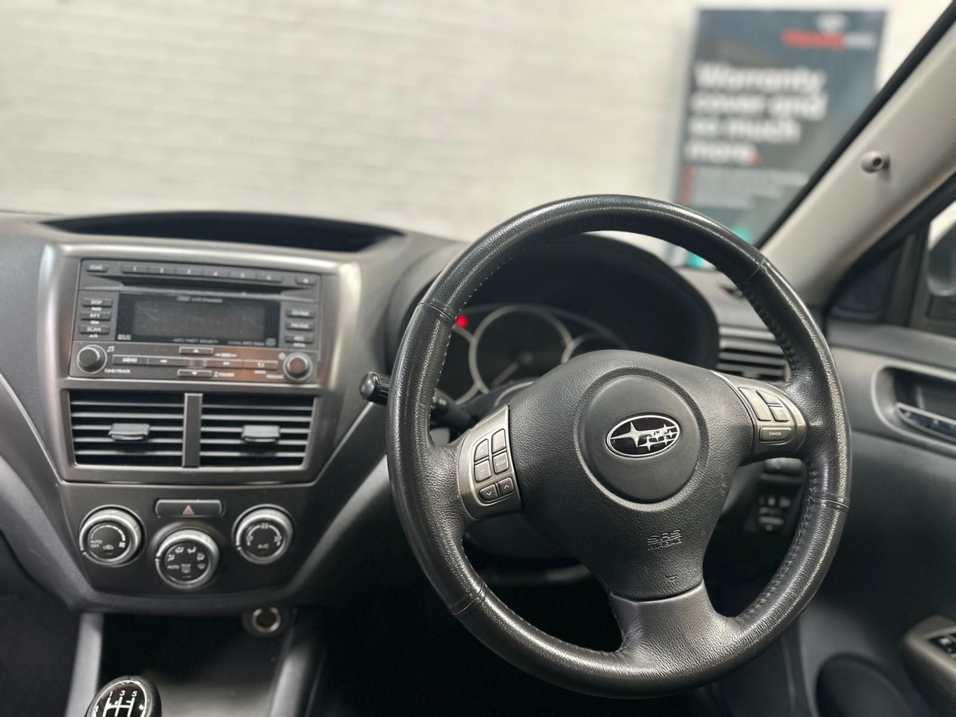 2010 SUBARU IMPREZA WRX – 2.5L PETROL – MANUAL – 5 DOOR HATCHBACK >>--NO VAT ON HAMMER--<< - Image 18 of 29