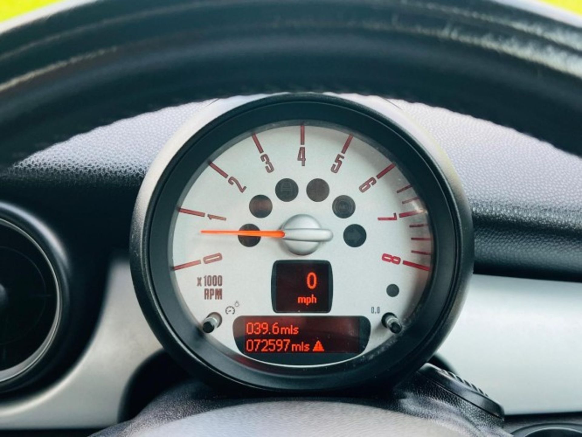 2012 MINI CONVERTIBLE 1.6 ONE EURO 5 – MANUAL – PETROL – 2 DOOR >>--NO VAT ON HAMMER--<< - Image 15 of 34