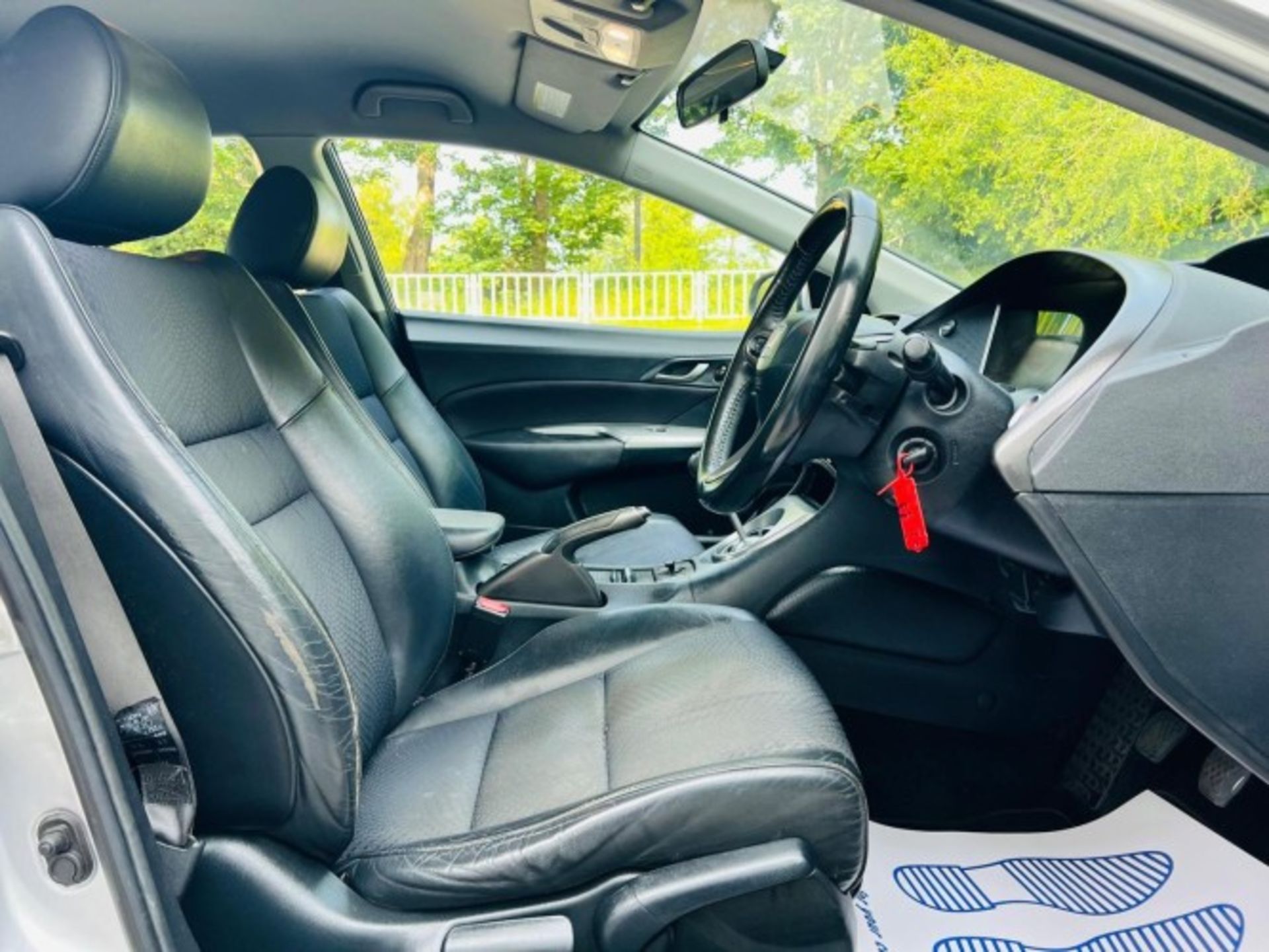 2010 HONDA CIVIC 1.4 I-VTEC SI 5DR – MANUAL HATCHBACK >>--NO VAT ON HAMMER--<< - Image 21 of 30