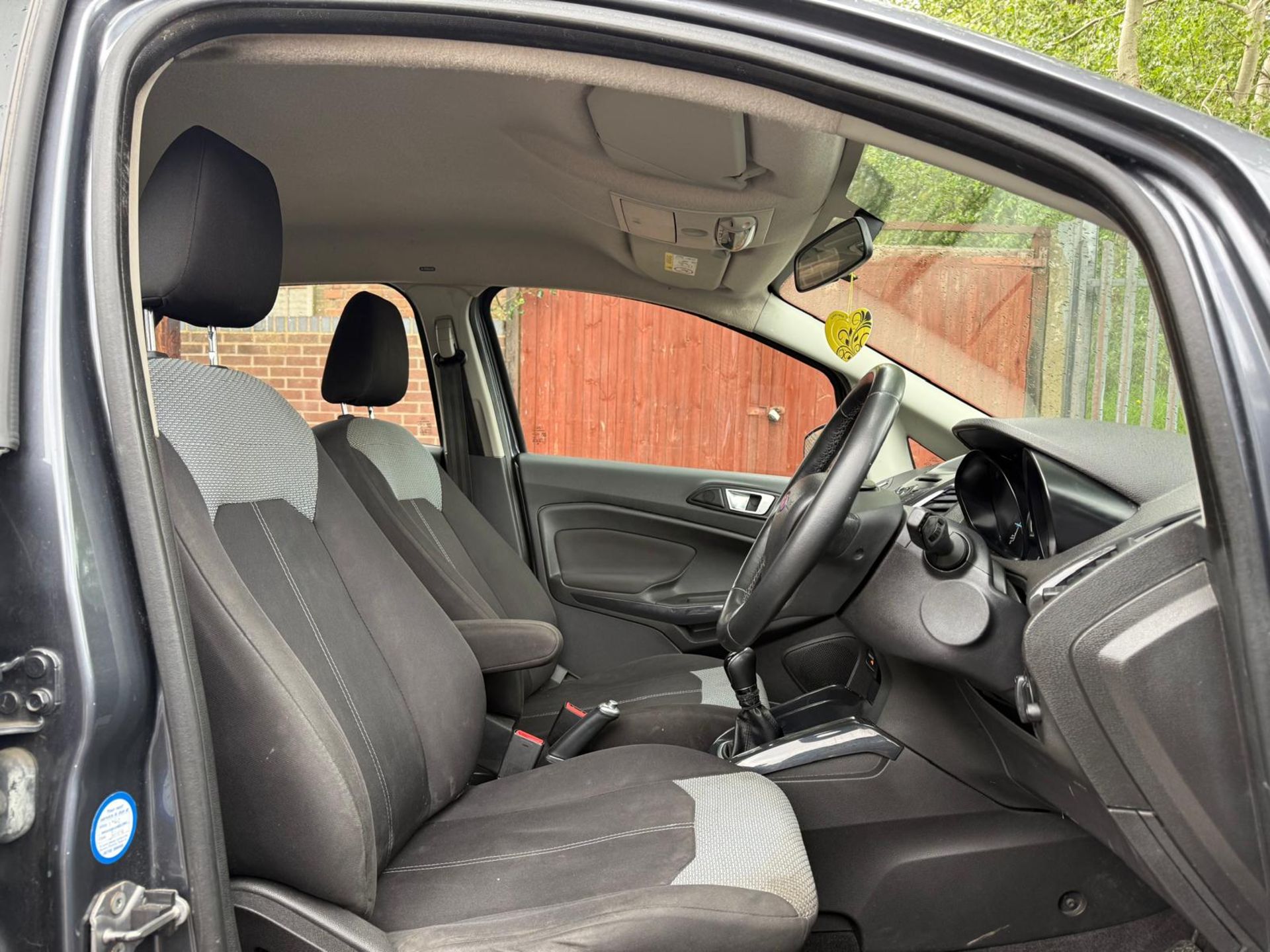 2014 FORD ECOSPORT TITANIUM TURBO 1.0 – 89K MILES – BLUETOOT >>--NO VAT ON HAMMER--<< - Image 9 of 13