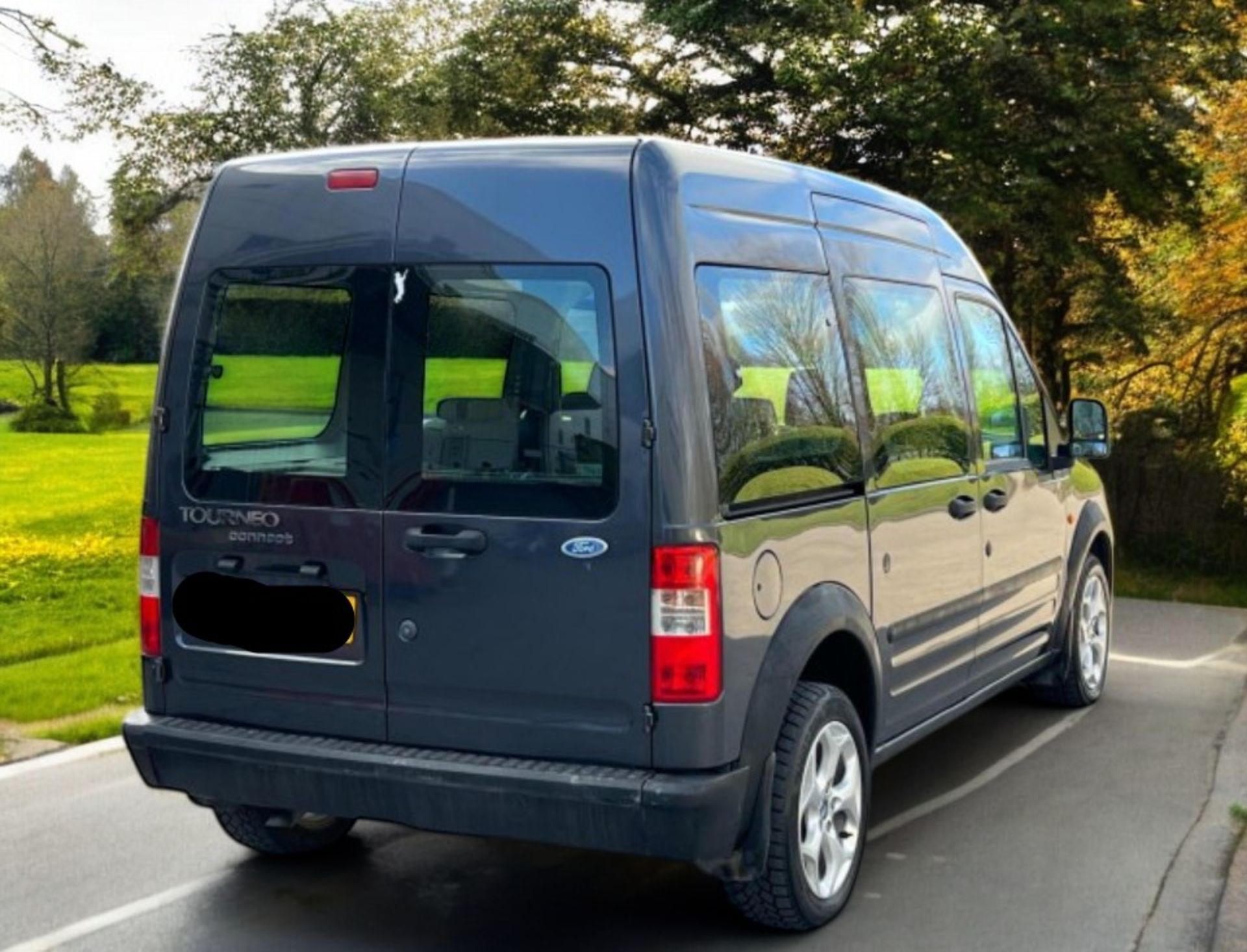 FORD TOURNEO CONNECT 1.8 TDCI T230 90 – 90K MILES >>--NO VAT ON HAMMER--<< - Image 4 of 27