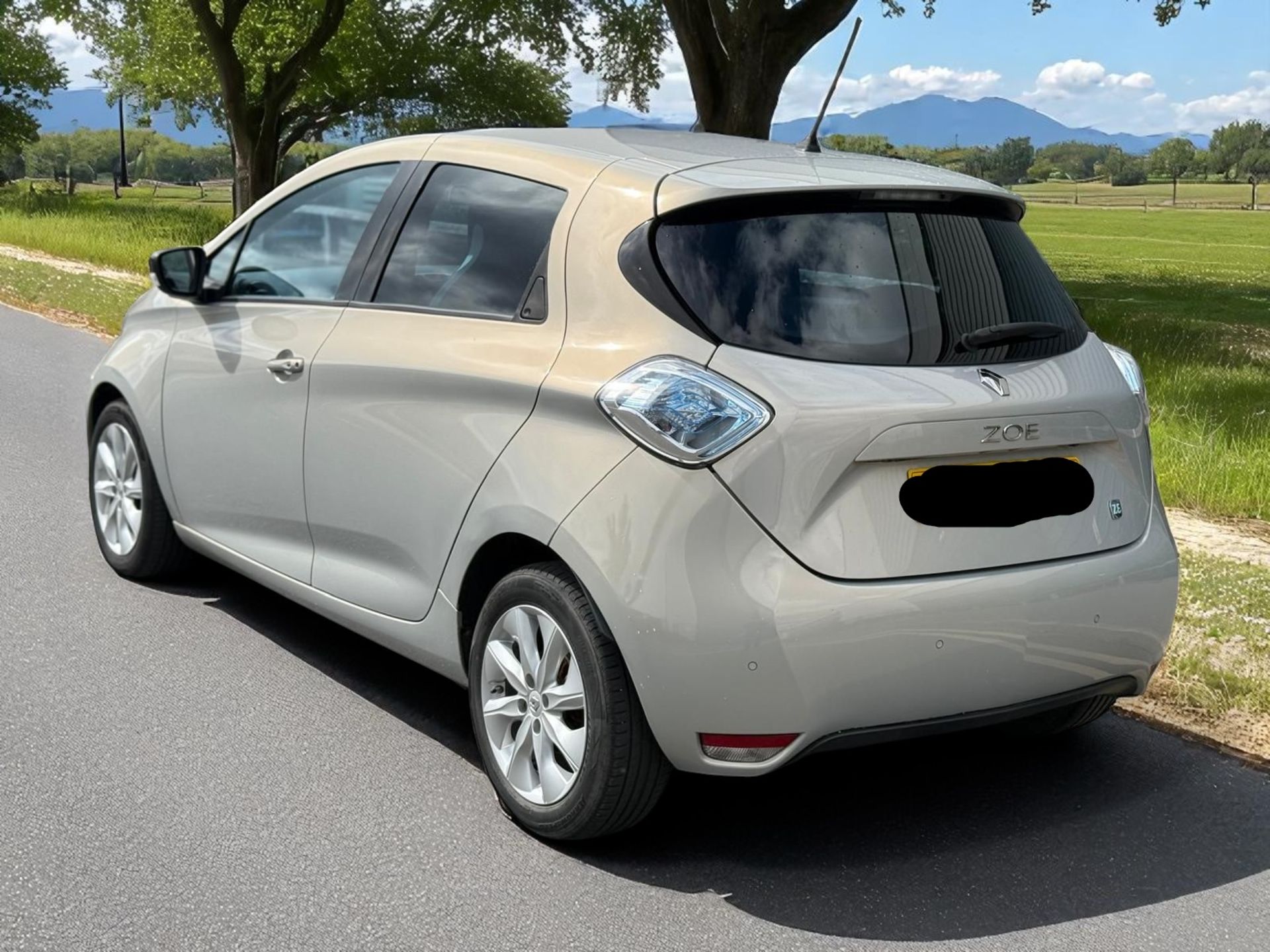 2016 RENAULT ZOE DYNAMIQUE NAV AUTO – 22KWH ELECTRIC HATCHBACK >>--NO VAT ON HAMMER--<< - Image 7 of 27