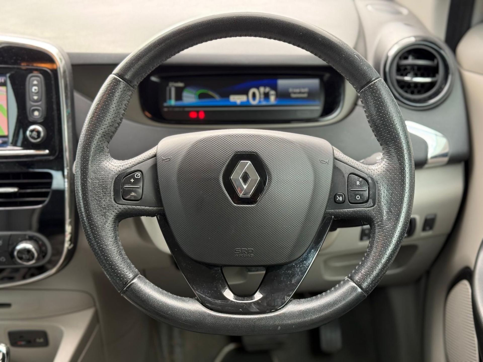 2016 RENAULT ZOE DYNAMIQUE NAV AUTO – 22KWH ELECTRIC HATCHBACK >>--NO VAT ON HAMMER--<< - Image 23 of 27
