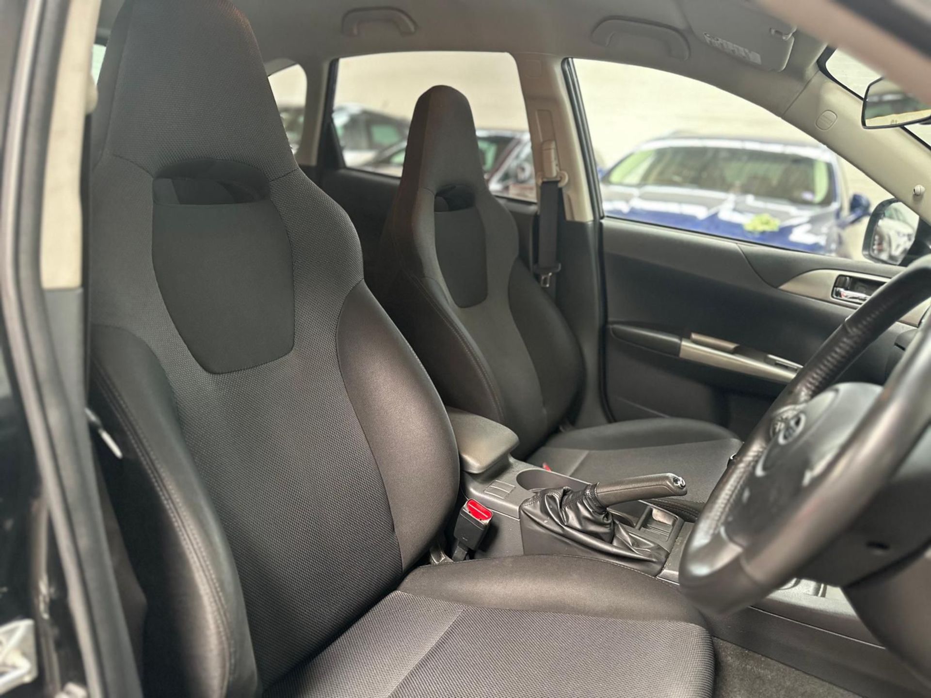 2010 SUBARU IMPREZA WRX – 2.5L PETROL – MANUAL – 5 DOOR HATCHBACK >>--NO VAT ON HAMMER--<< - Image 21 of 29