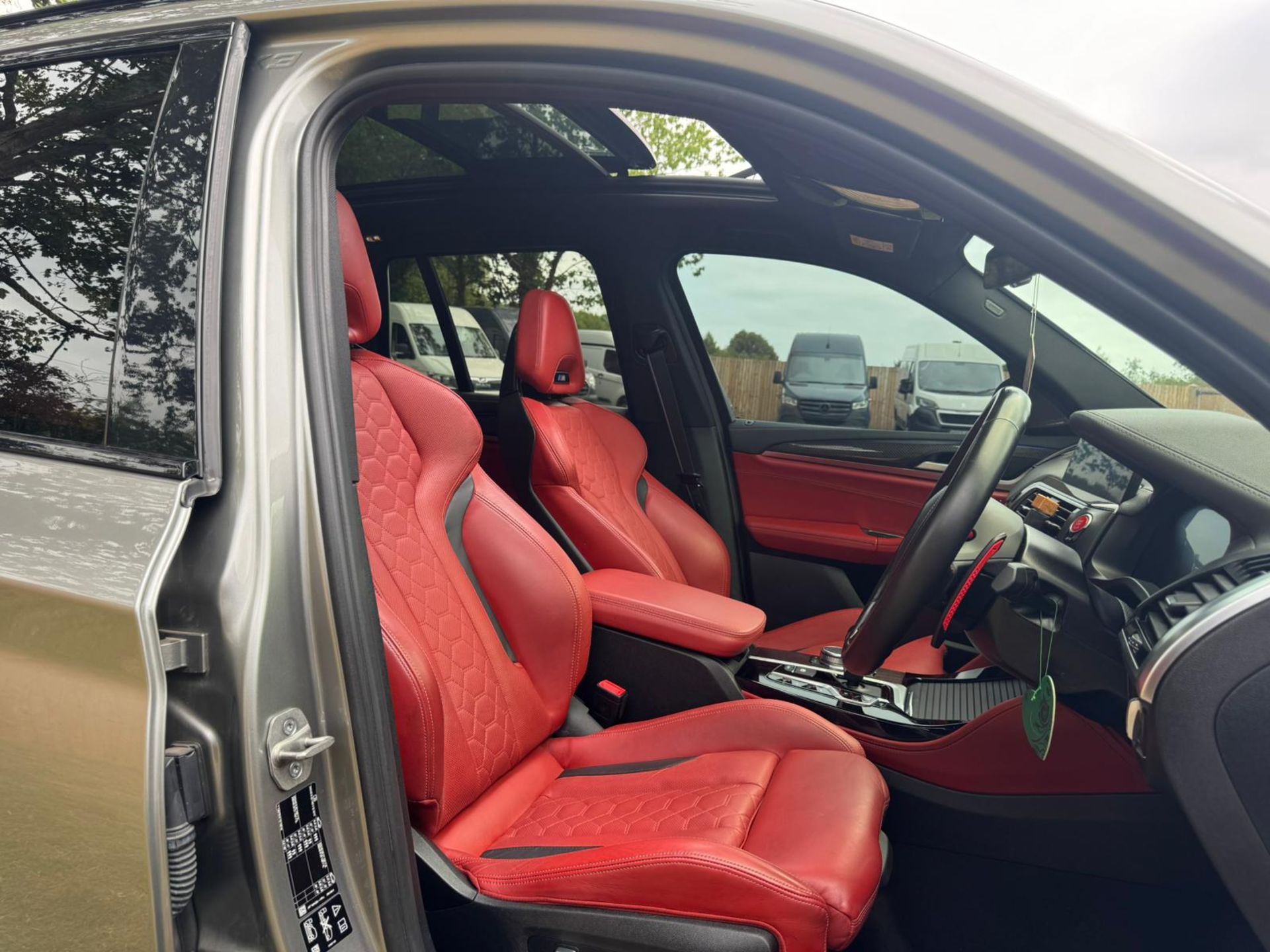2021 BMW X3 M COMPETITION AUTO – 3.0L PETROL – SUV – EURO 6 >>--NO VAT ON HAMMER--<< - Image 27 of 38