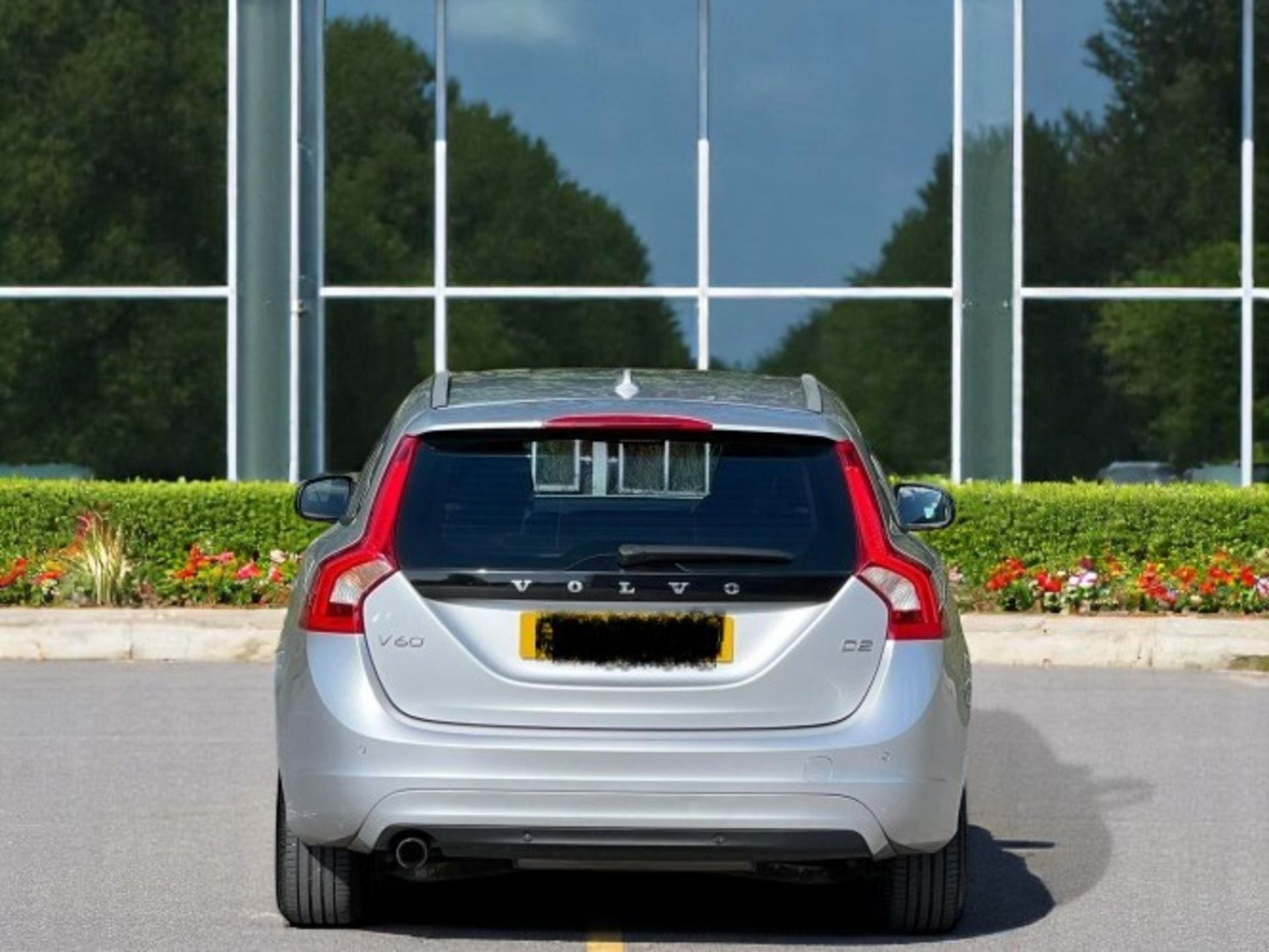 2013 VOLVO V60 1.6 D2 BUSINESS EDITION POWERSHIFT – AUTOMATIC >>--NO VAT ON HAMMER--<< - Image 6 of 29